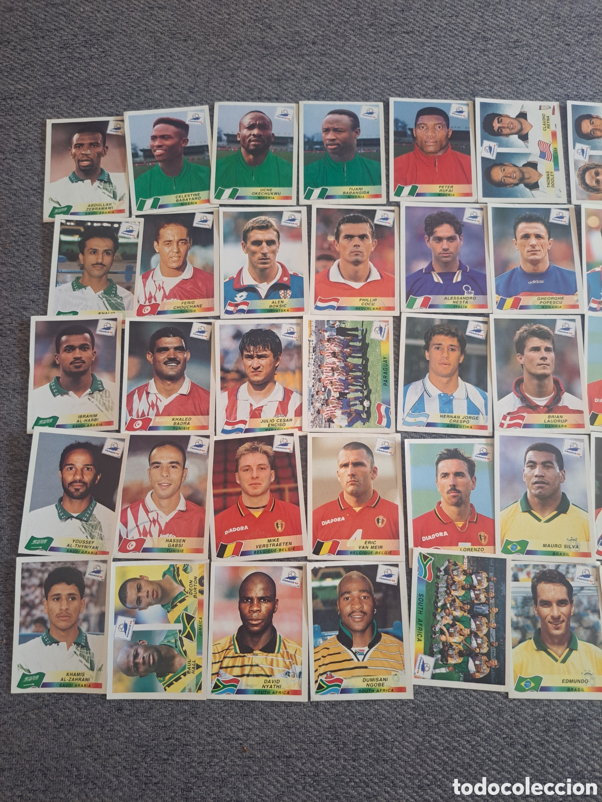 Cromos de f&uacute;tbol: 93 cromos diferentes. Mundial Francia 98 Panini