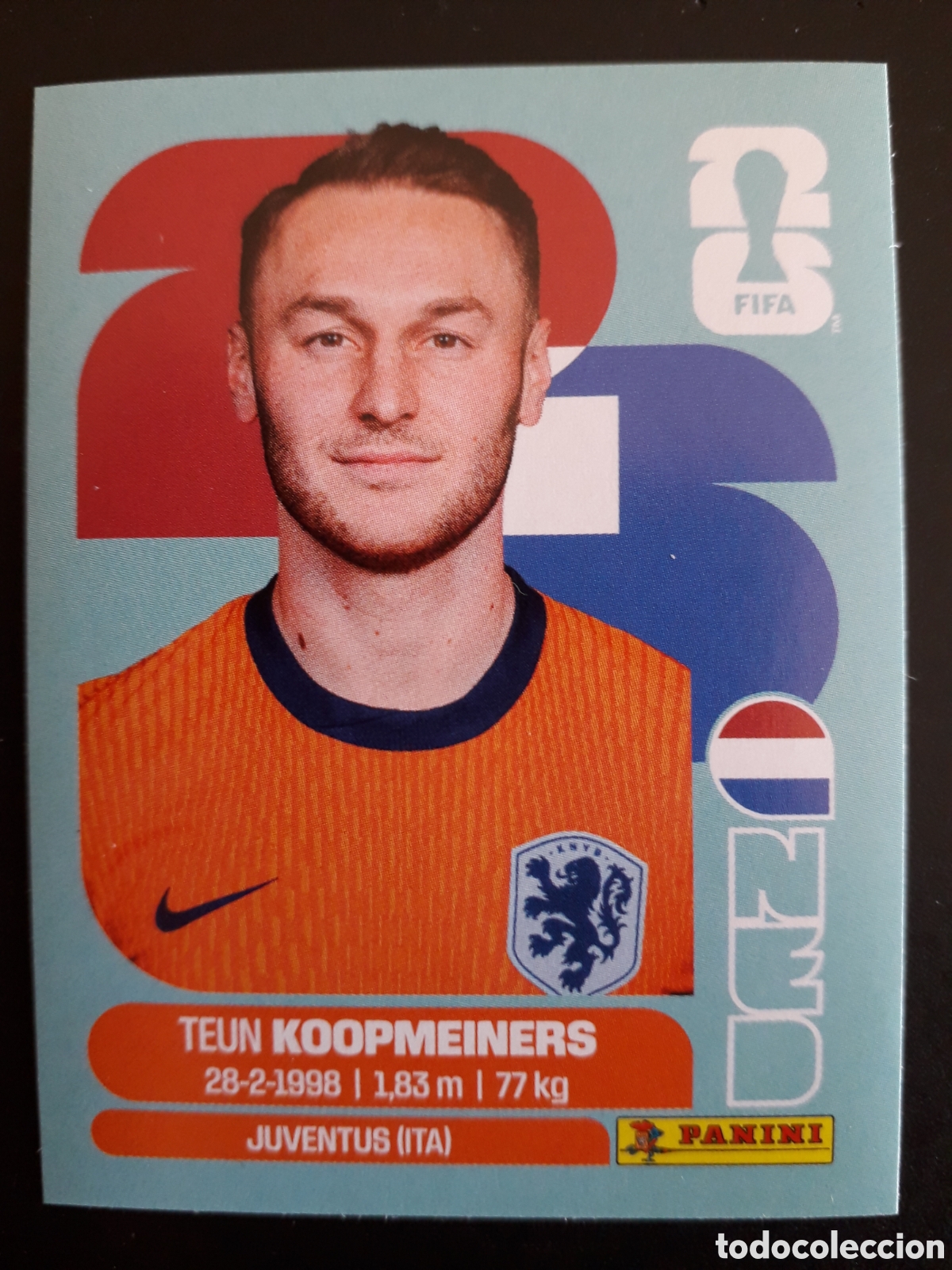 Cartes &agrave; collectionner de Football: KOOPMEINERS HOLANDA/PA&Iacute;SES BAJOS NED 12 MUNDIAL F&Uacute;TBOL 2026 FIFA WORLD CUP PANINI PEDIDO M&Iacute;NIMO 3&euro;