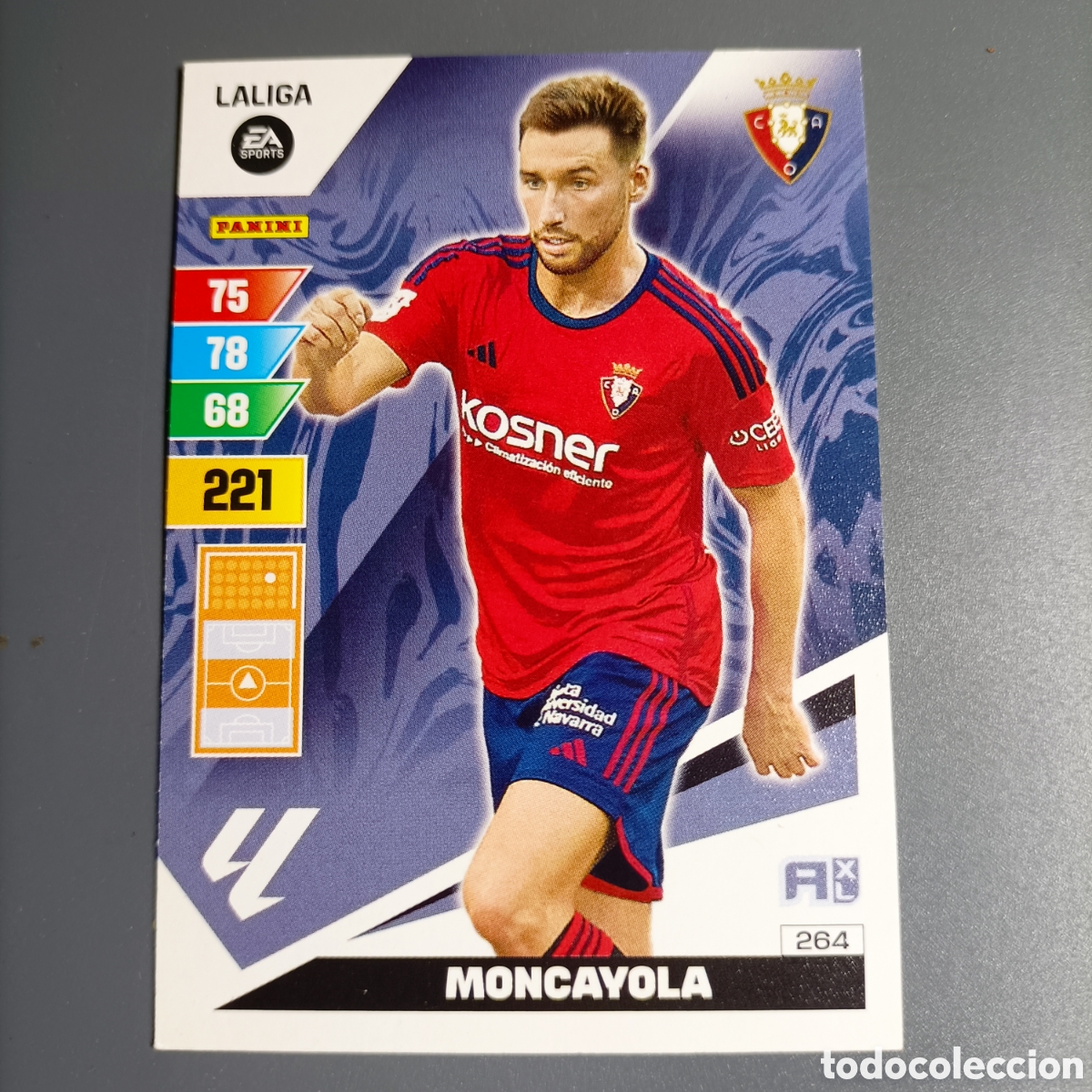 Cartes &agrave; collectionner de Football: ADRENALYN. LIGA 2023-2024 (OSASUNA) №264 MONCAYOLA