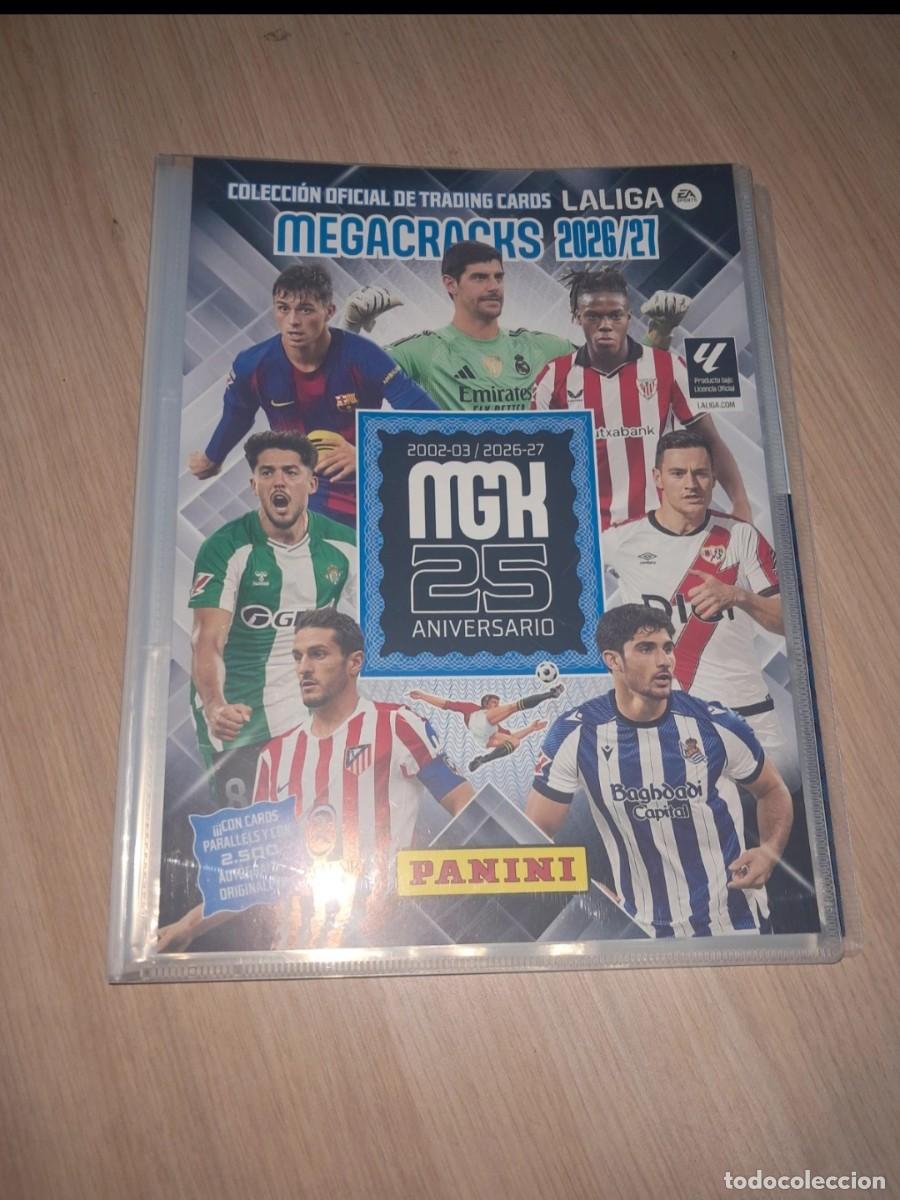 Cromos de f&uacute;tbol: ARCHIVADOR MEGACRACKS TEMPORADA 26/27: COMPLETAMENTE VACIO (NO CONTIENE MATERIAL DE NINGUN TIPO DENT