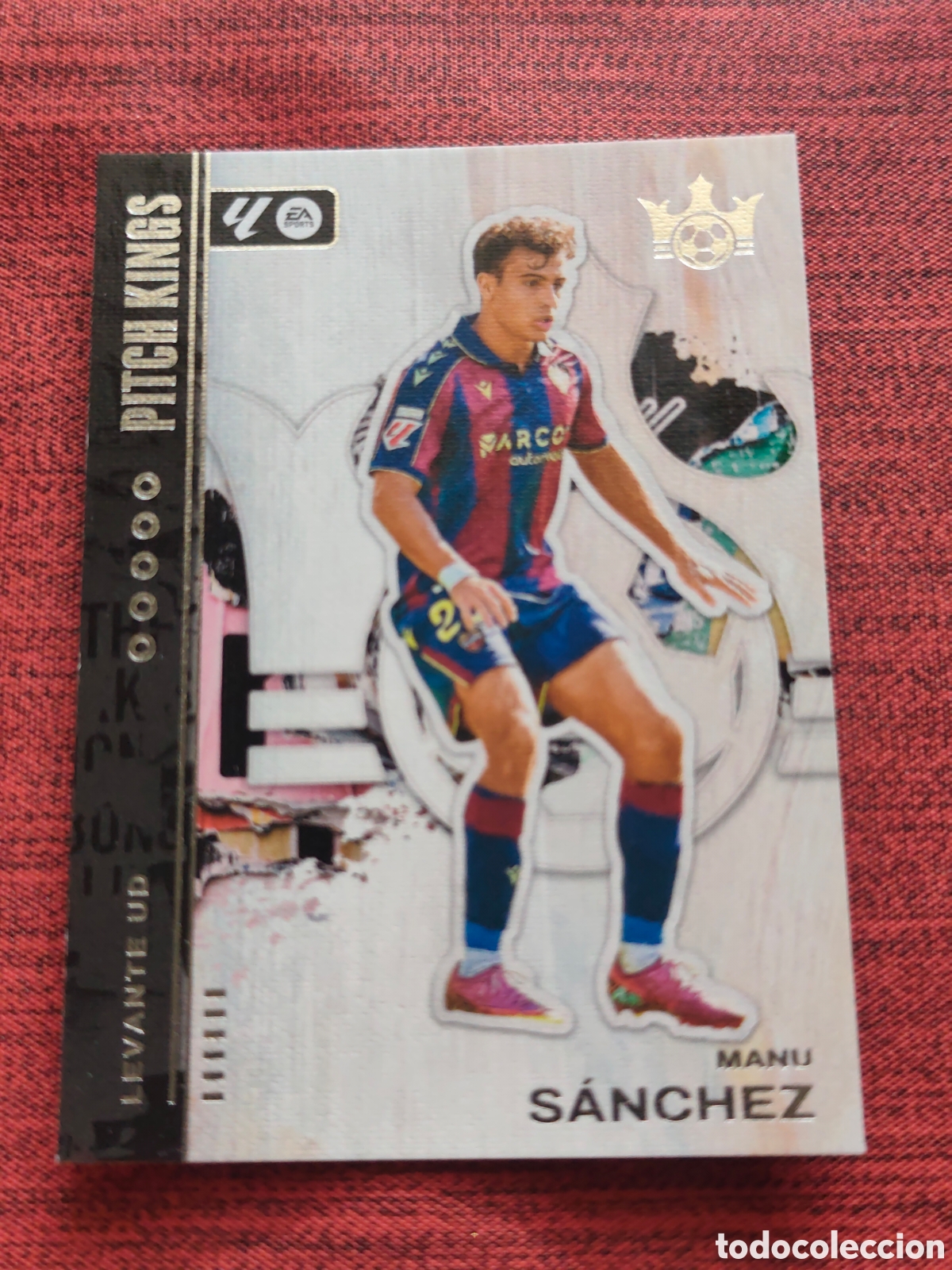 Cromos de f&uacute;tbol: 95 MANU S&Aacute;NCHEZ LEVANTE PITCH KINGS SOCCER PANINI 2025 2026