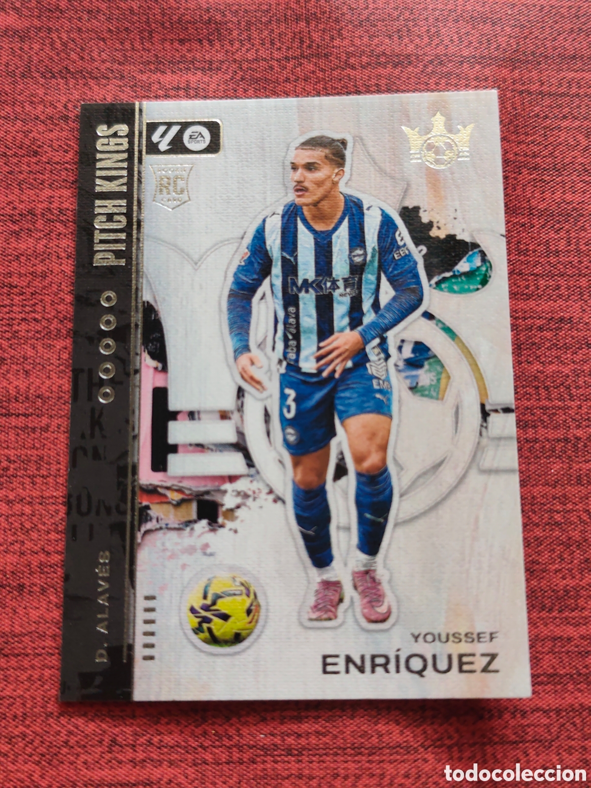 Cromos de Futebol: 71 ENR&Iacute;QUEZ ALAV&Eacute;S PITCH KINGS SOCCER PANINI 2025 2026