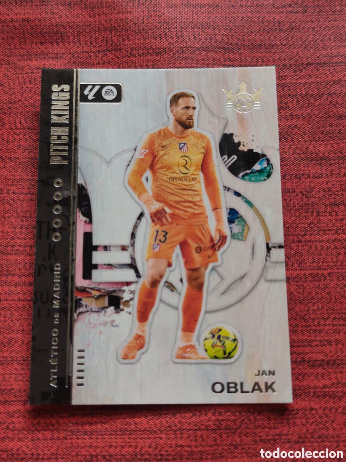 Cromos de Futebol: 12 OBLAK ATL&Eacute;TICO MADRID PITCH KINGS SOCCER PANINI 2025 2026