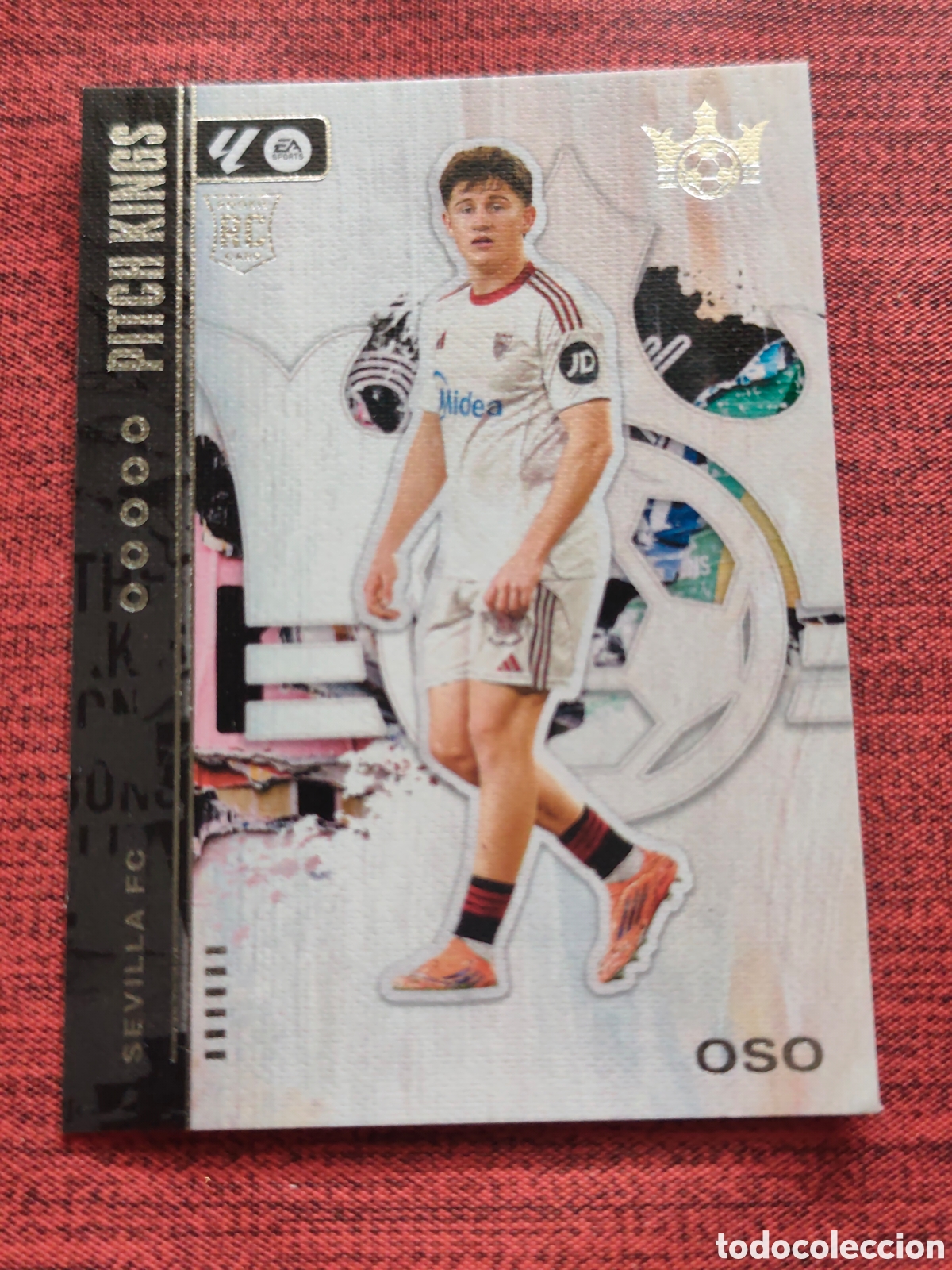 Cartes &agrave; collectionner de Football: 85 OSO SEVILLA PITCH KINGS SOCCER PANINI 2025 2026