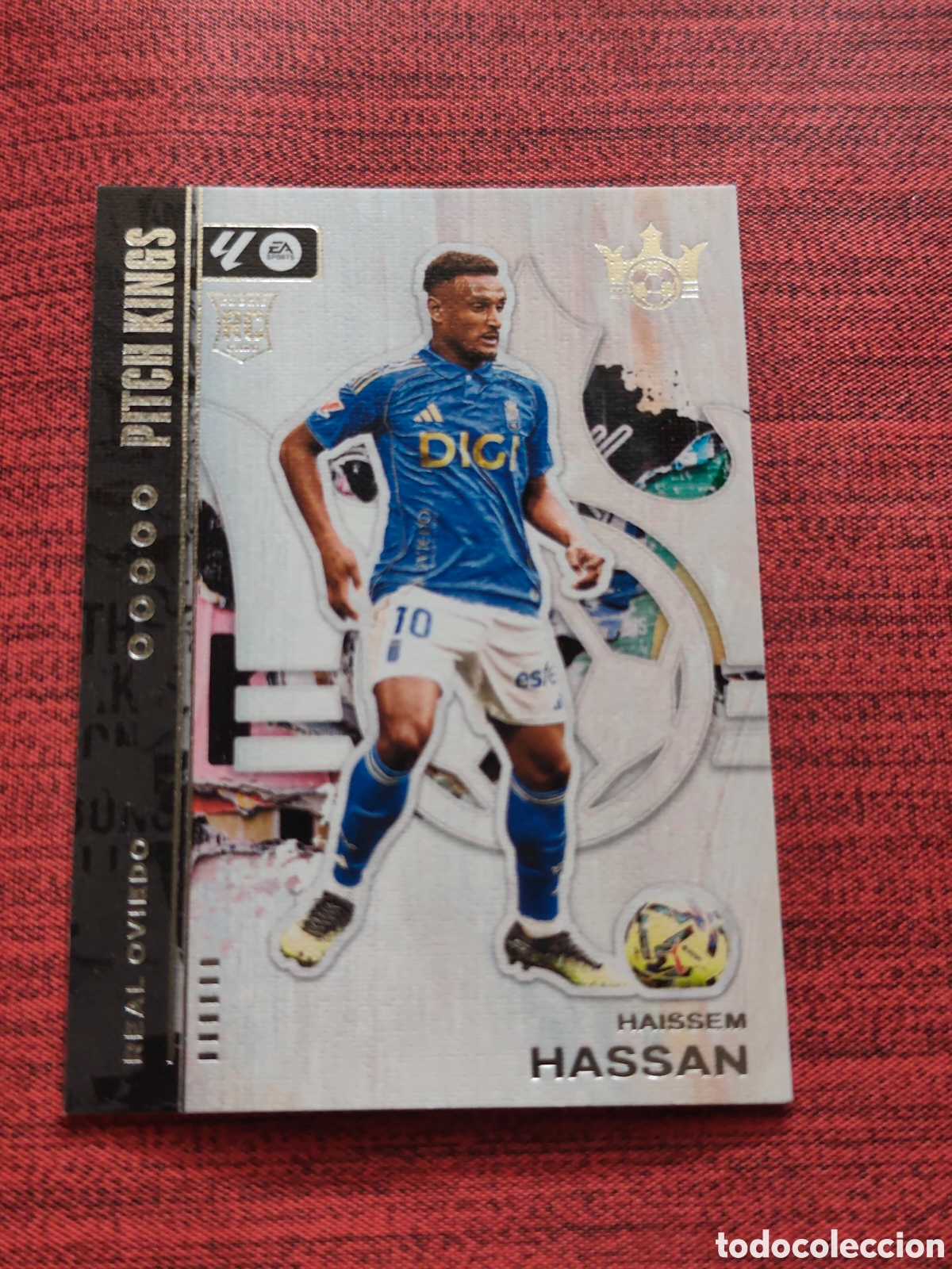 Cromos de f&uacute;tbol: 97 HASSAN REAL OVIEDO PITCH KINGS SOCCER PANINI 2025 2026