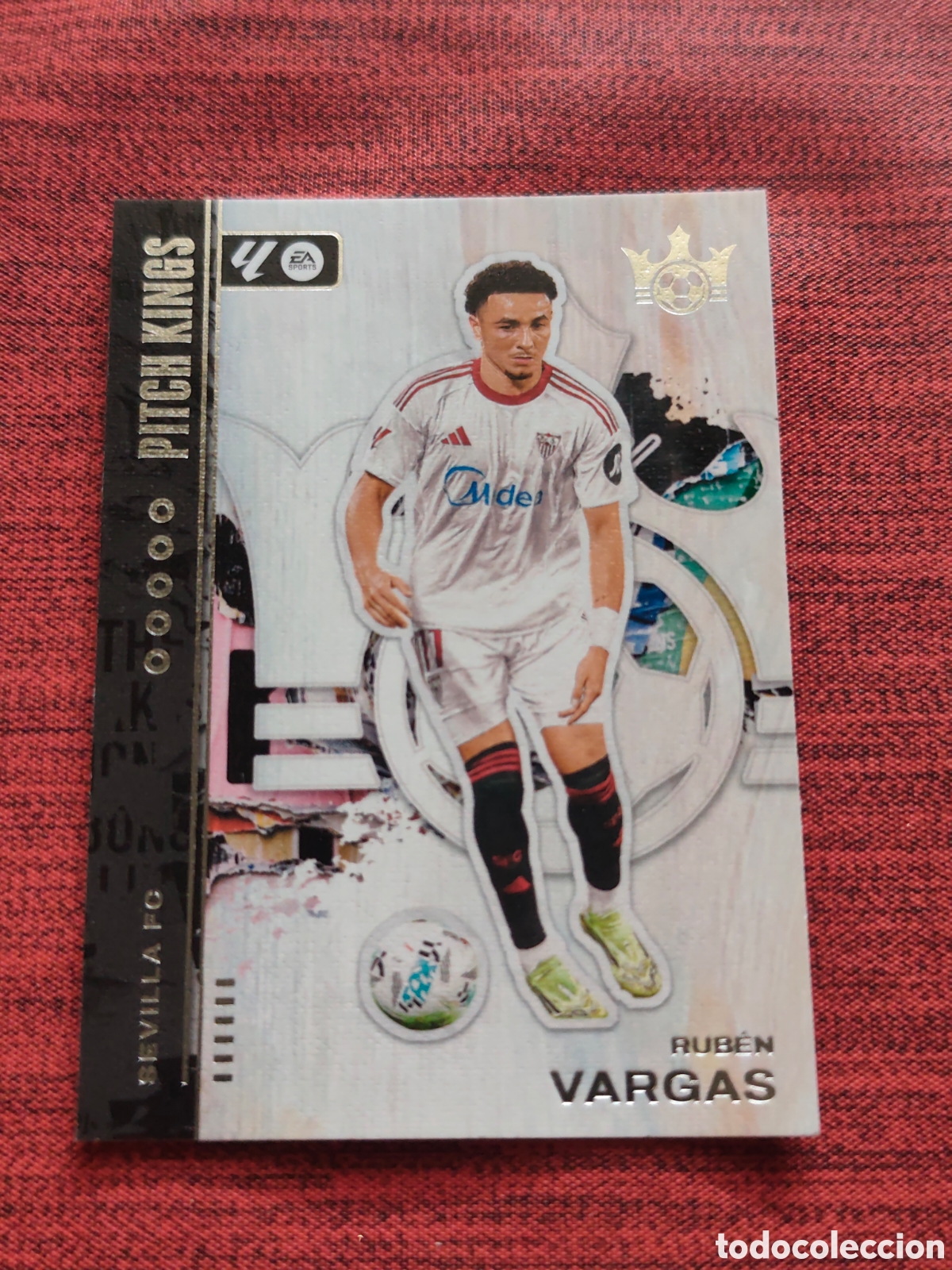 Cromos de f&uacute;tbol: 81 VARGAS SEVILLA PITCH KINGS SOCCER PANINI 2025 2026
