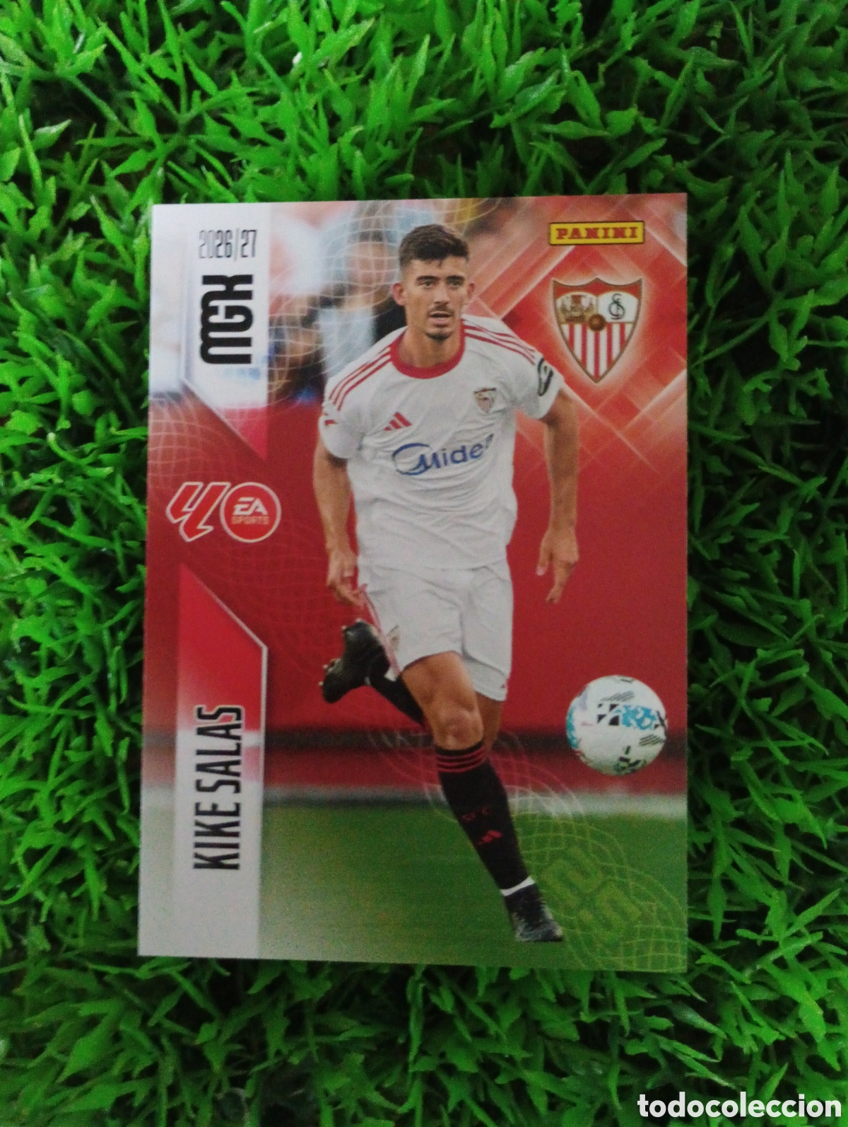 Football Stickers: Kike Salas Sevilla Megacracks 26-27 # 330