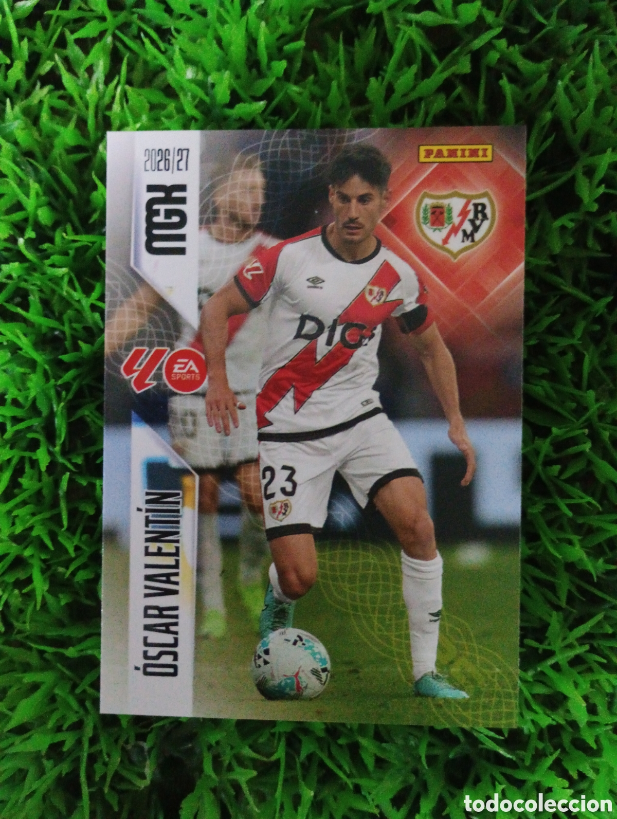 Football Stickers: Oscar Valentin Rayo Vallecano Megacracks 26-27 # 300