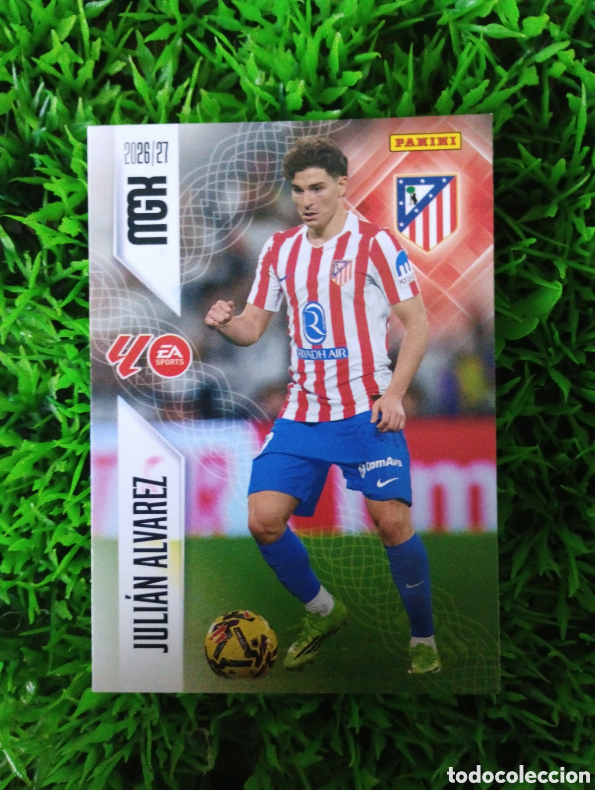 Cromos de f&uacute;tbol: Julian Alvarez Atletico De Madrid Megacracks 26-27 # 71