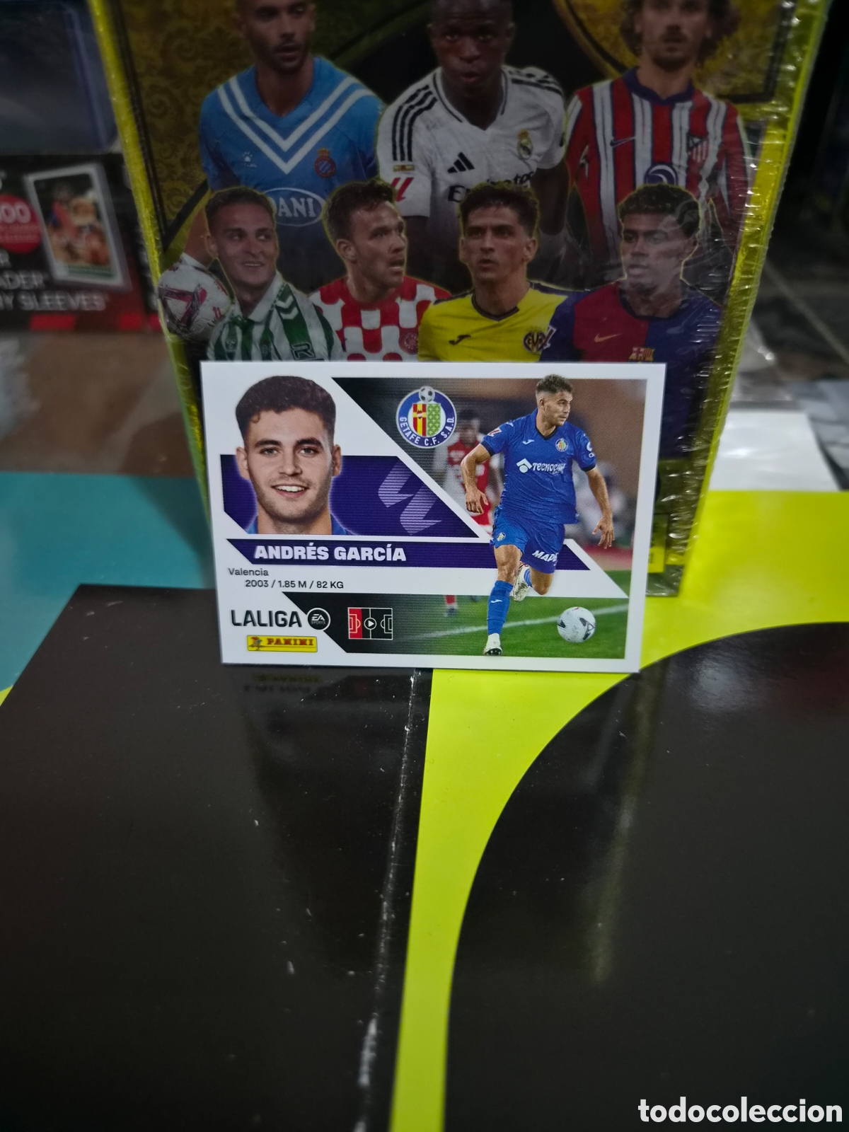 Cromos de f&uacute;tbol: N&deg;18 Fichaje Andr&eacute;s Garc&iacute;a Liga Este 26/27