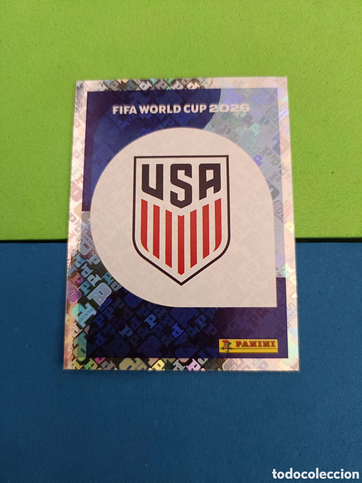 Cromos de f&uacute;tbol: Panini Mundial Fifa World cup 2026 26 sticker - USA 1 Escudo USA