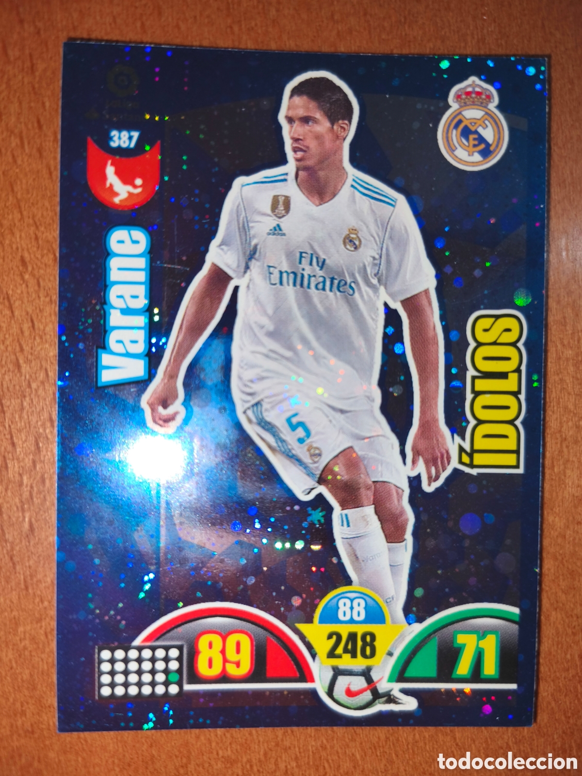 Cromos de f&uacute;tbol: Varane n&deg;387 &Iacute;DOLOS Adrenalyn XL 17/18 Real Madrid