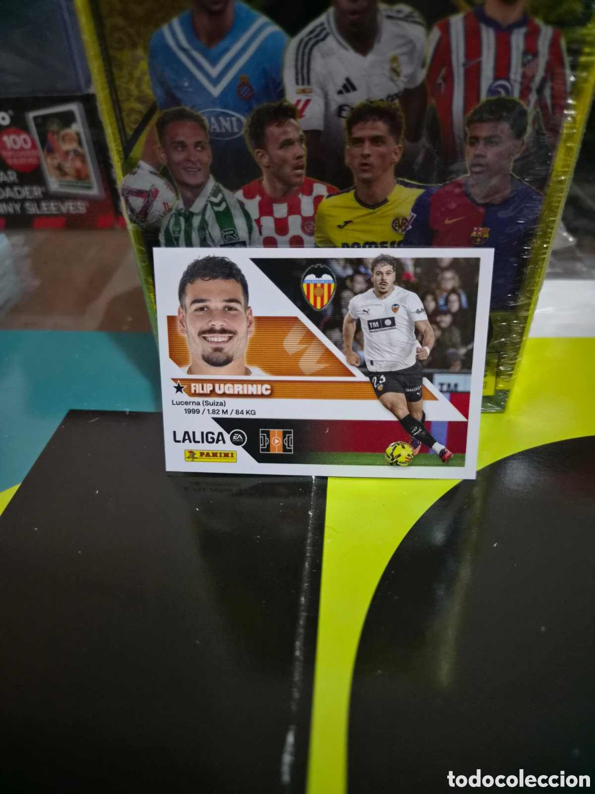 Cromos de f&uacute;tbol: N&deg;15 Valencia Ugrinic Liga Este 26/27