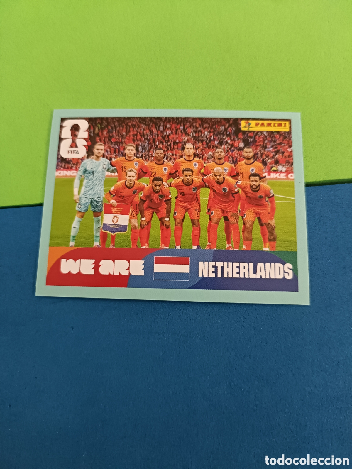 Figurine di Calcio: Panini Mundial Fifa World cup 2026 26 sticker - NED 13 Equipo Pa&iacute;ses Bajos