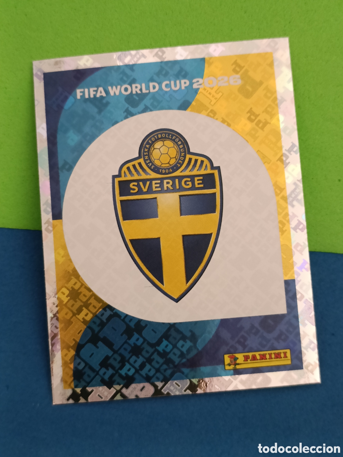 Cromos de f&uacute;tbol: Panini Mundial Fifa World cup 2026 26 sticker - SWE 1 Escudo Suecia