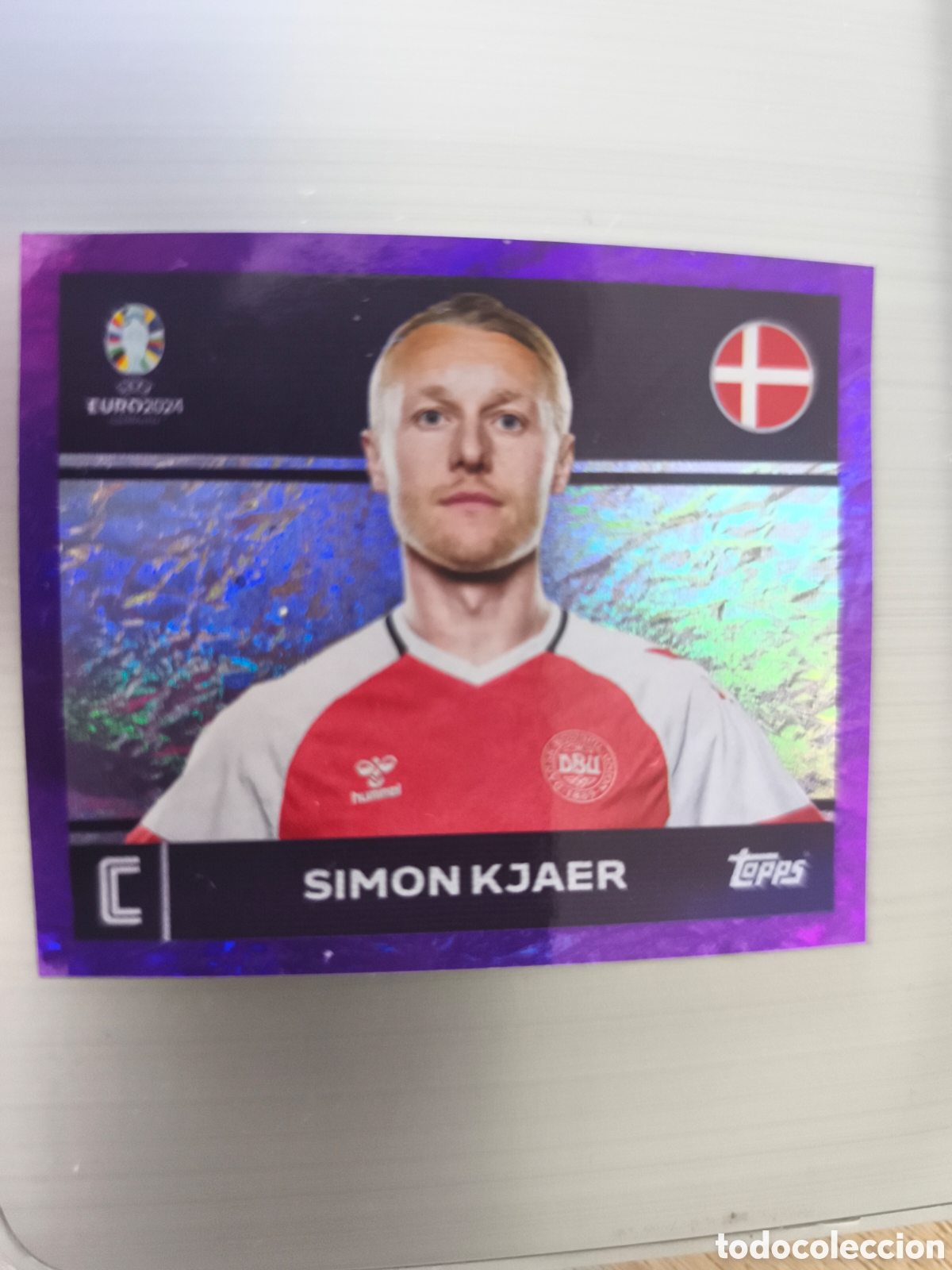 Cromos de f&uacute;tbol: Cromo colecci&oacute;n Topps Euro Stickers Germany 2024, DEN 2 EDICI&Oacute;N PURPLE (MORADO) SIMON KJAER