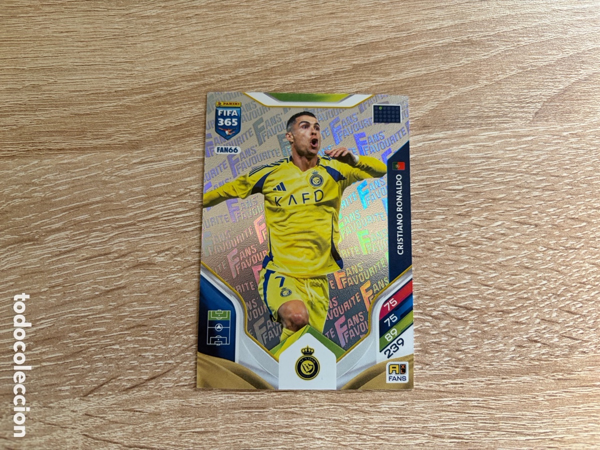 Figurine di Calcio: FAN66 CRISTIANO RONALDO FANS' FAVOURITE PANINI FIFA 365 2025 ADRENALYN XL AL NASSR
