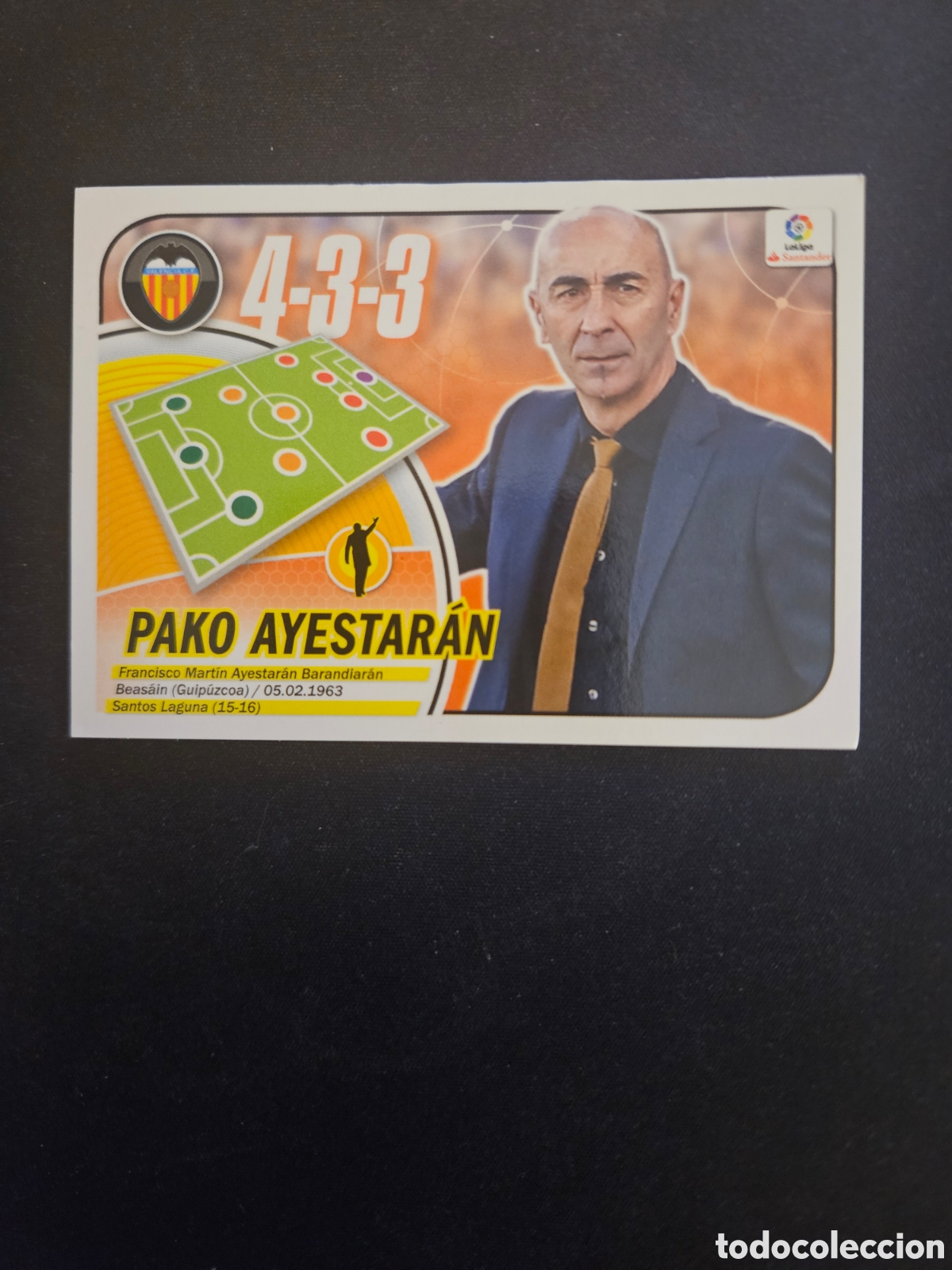 Cromos de f&uacute;tbol: PAKO AYESTAR&Aacute;N N&ordm; 38 VALENCIA CF &ndash; LIGA ESTE 2016-17 PANINI 1/4