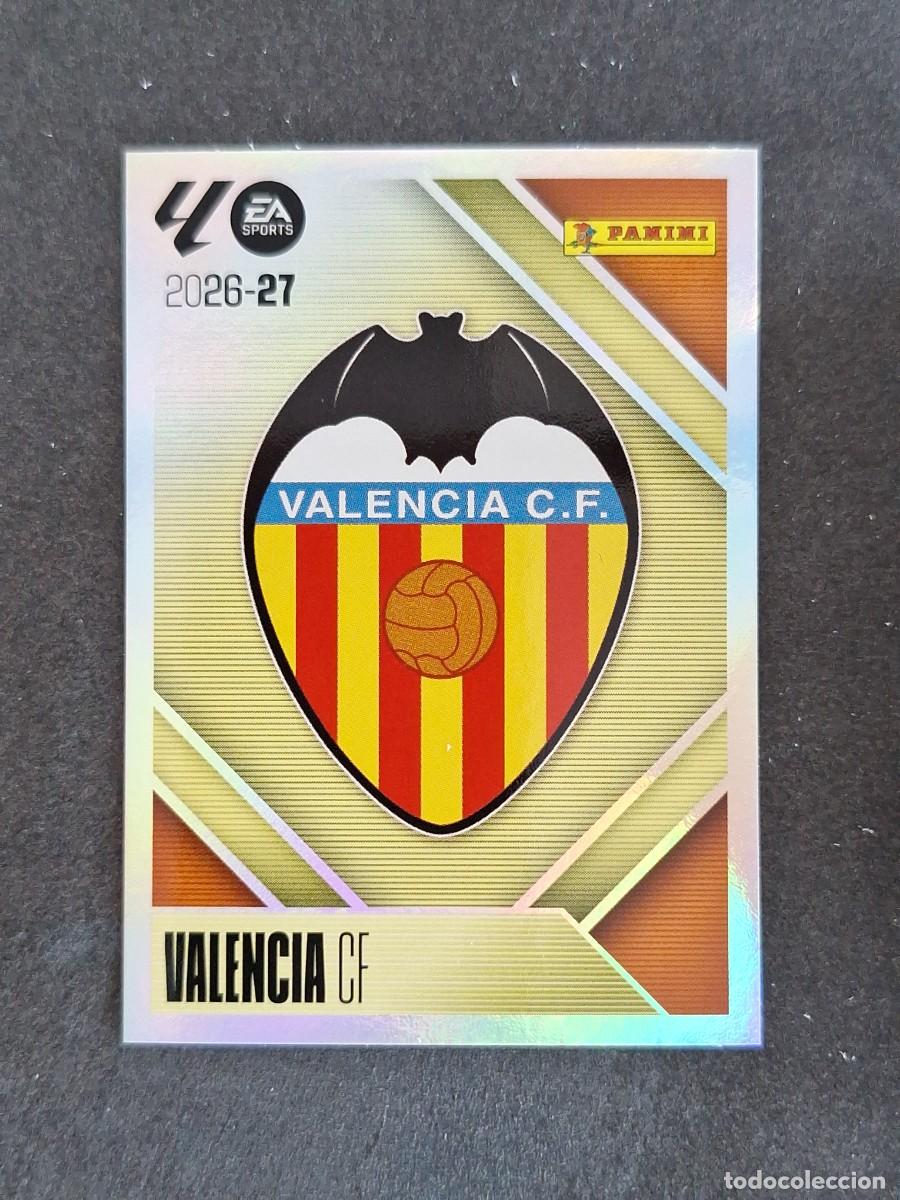Cromos de f&uacute;tbol: L1 ESCUDO VALENCIA C. F. LIGA ESTE 2026 2027 26 27 NUNCA PEGADO SIN PEGAR