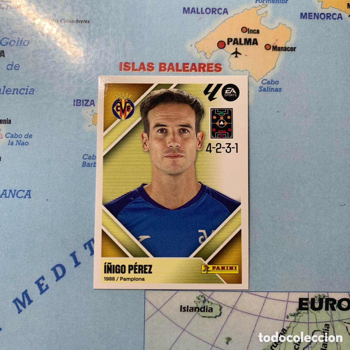 Cromos de f&uacute;tbol: &Iacute;&ntilde;igo P&eacute;rez entrenador n&uacute;mero 2 del Villarreal cromo de la liga este 26-27 2026-2027