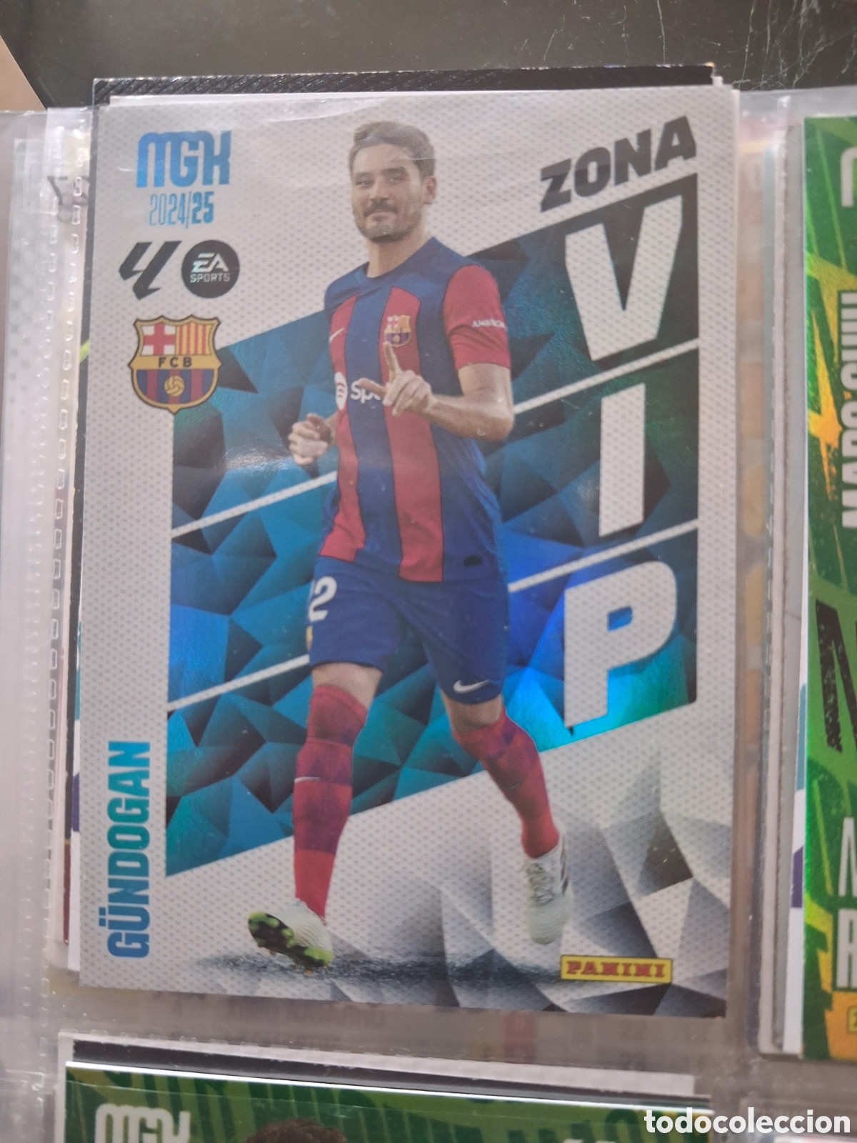 Cromos de f&uacute;tbol: C4766. CARD MEGACRACKS TEMPORADA 24/25: ZONA VIP G&Uuml;NDOGAN, N&deg; 394