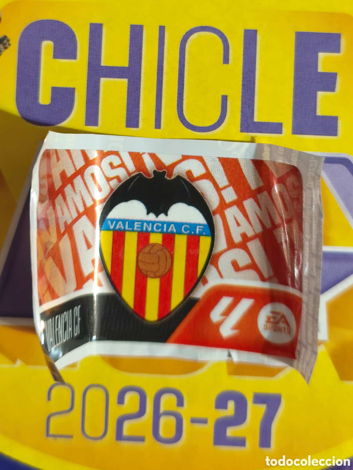 Cromos de f&uacute;tbol: Escudo Valencia chicle liga este 26/27