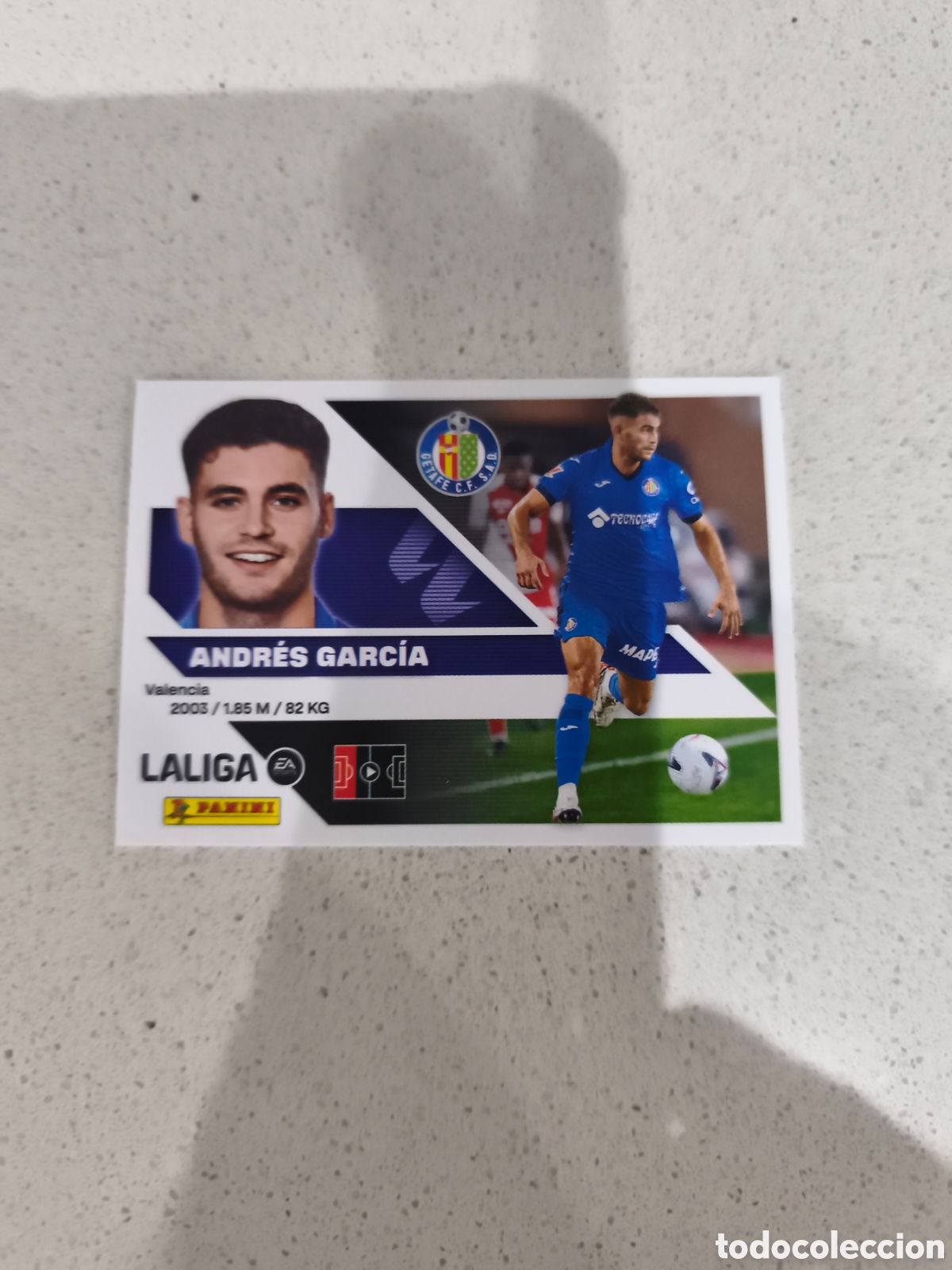Cromos de f&uacute;tbol: CROMO N&Uacute;MERO 18 &Uacute;LTIMO FICHAJE SATO VALENCIA. LIGA ESTE 26/27. PANINI. SEGUNDA EDICI&Oacute;N.