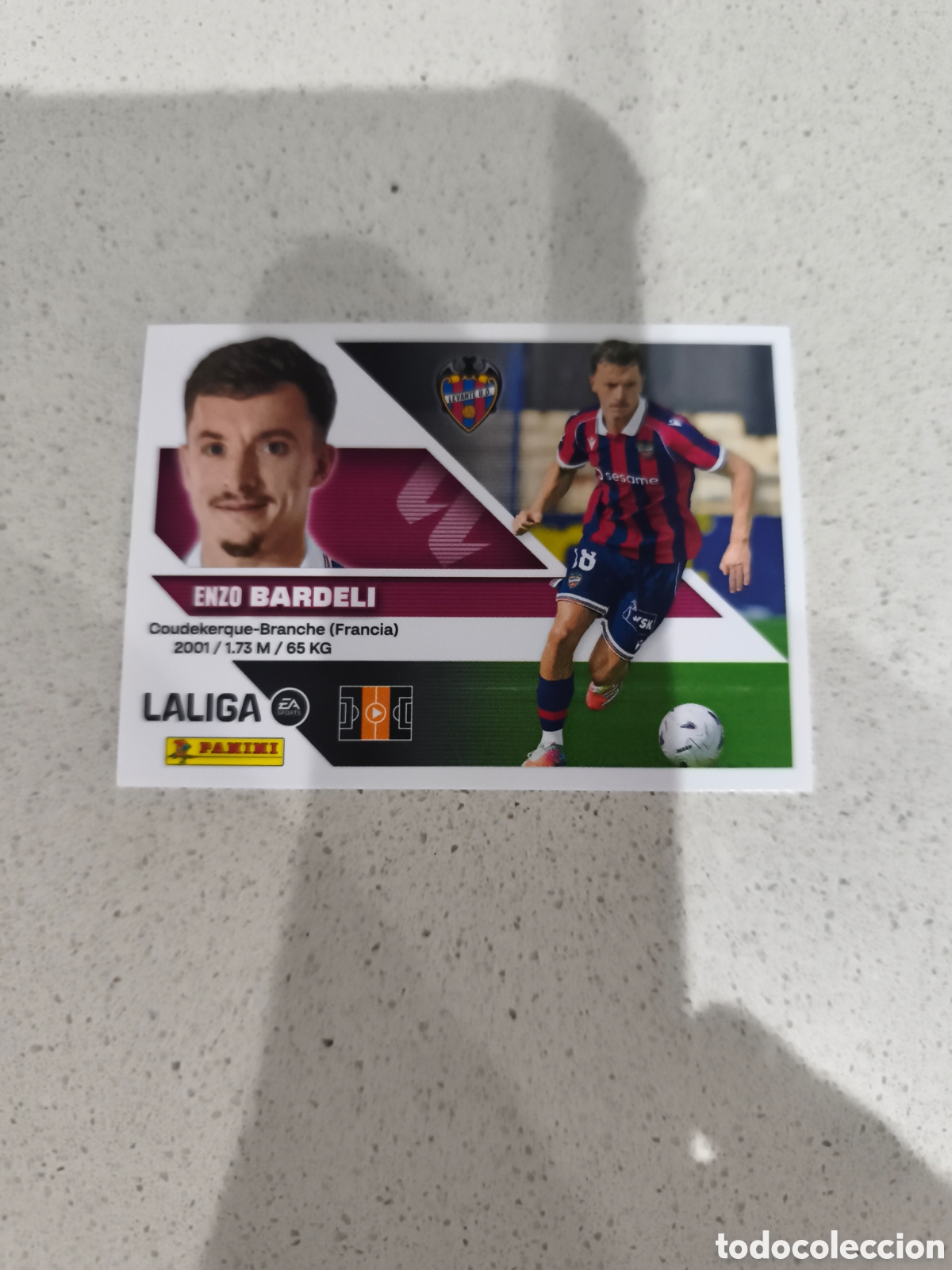 Cartes &agrave; collectionner de Football: CROMO N&Uacute;MERO 7 &Uacute;LTIMO FICHAJE BARDELI LEVANTE. LIGA ESTE 26/27. PANINI. SEGUNDA EDICI&Oacute;N.