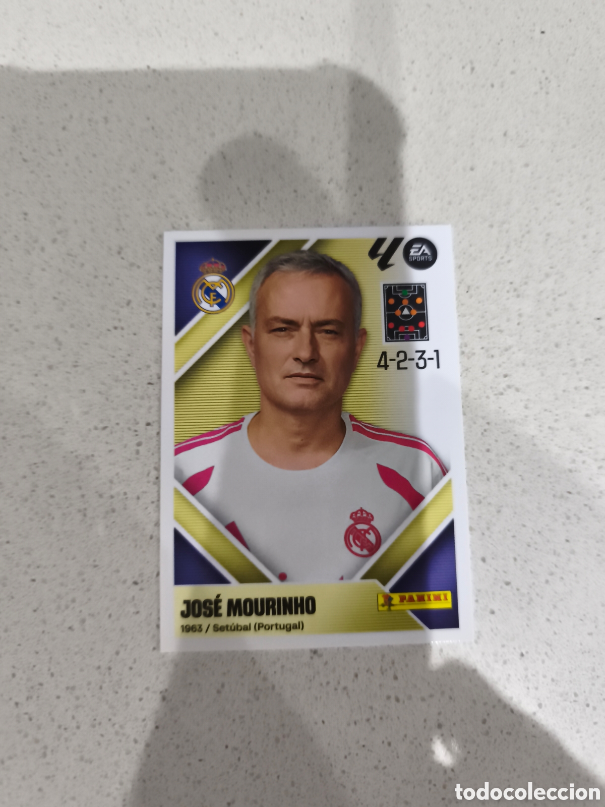 Cromos de f&uacute;tbol: CROMO N&Uacute;MERO 2 JOS&Eacute; MOURINHO REAL MADRID. LIGA ESTE 26/27. PANINI.