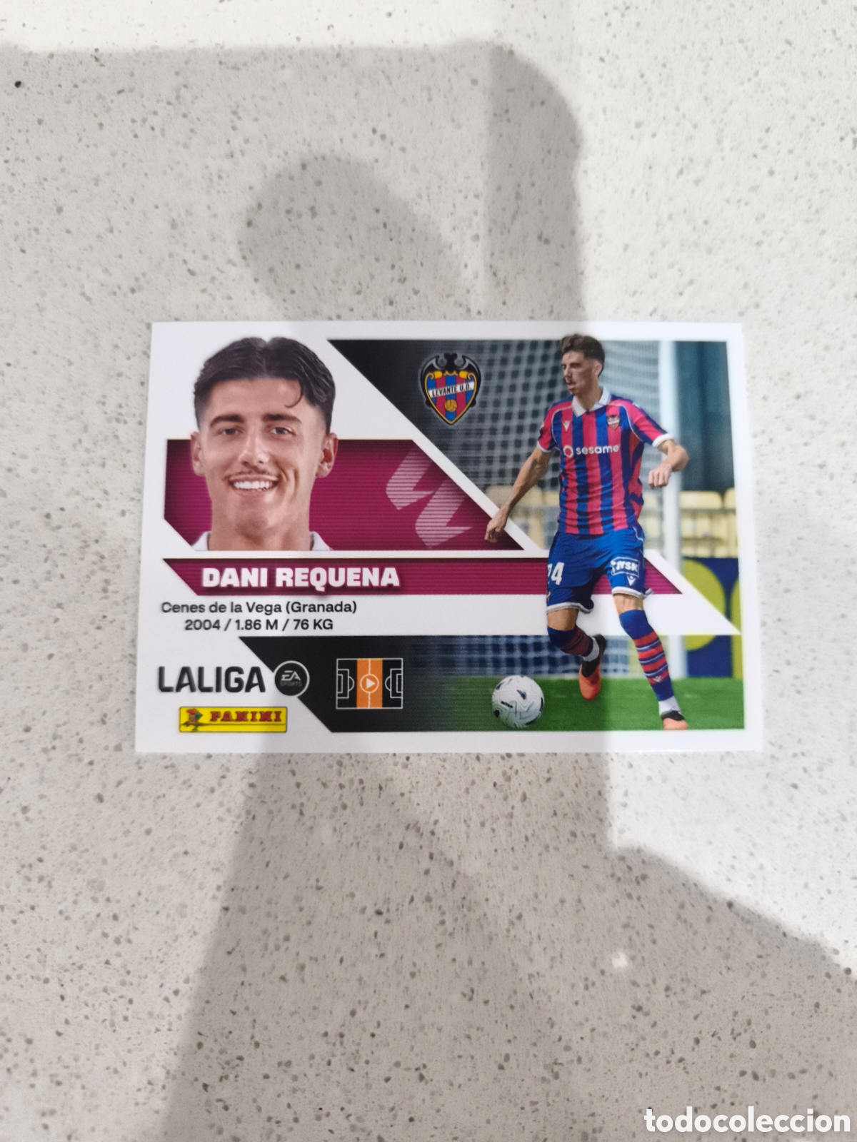 Cromos de f&uacute;tbol: CROMO N&Uacute;MERO 13 DANI REQUENA LEVANTE. LIGA ESTE 26/27. PANINI. SEGUNDA EDICI&Oacute;N.