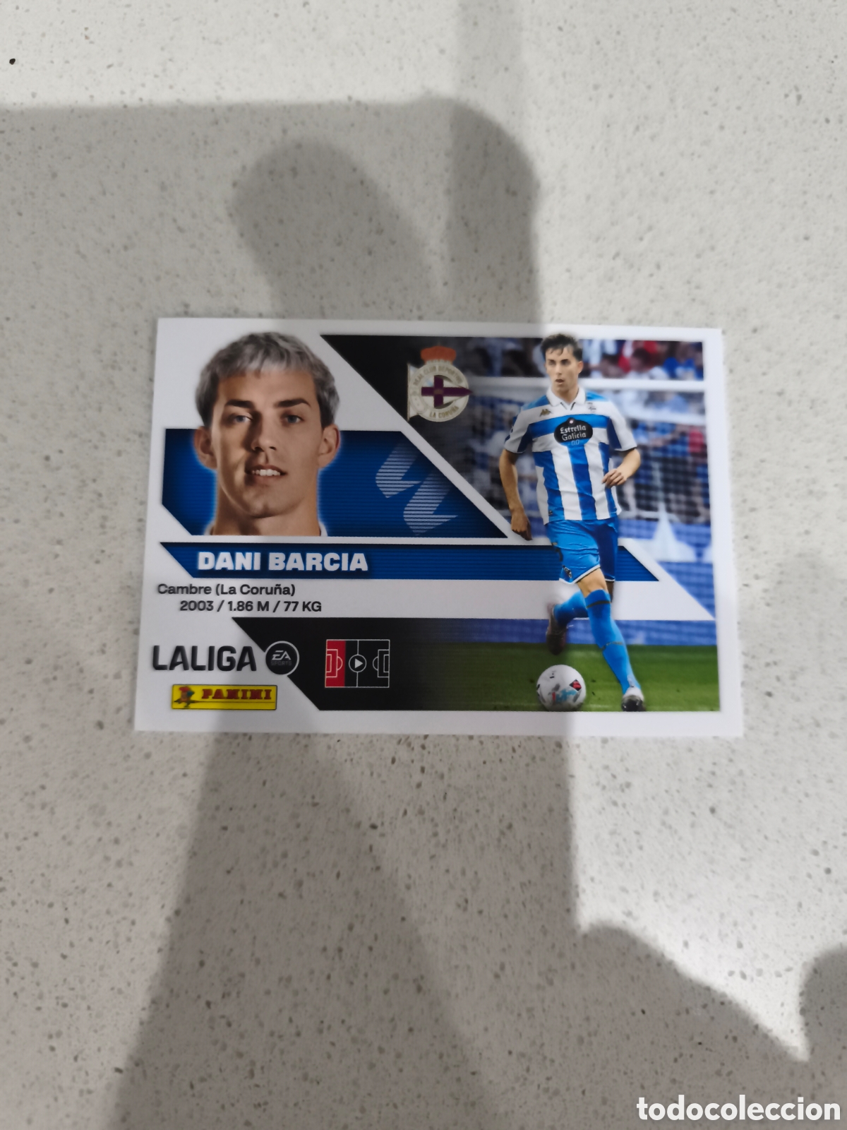 Cromos de f&uacute;tbol: CROMO N&Uacute;MERO 8 DANI BARCIA DEPORTIVO CORU&Ntilde;A. LIGA ESTE 26/27. PANINI.