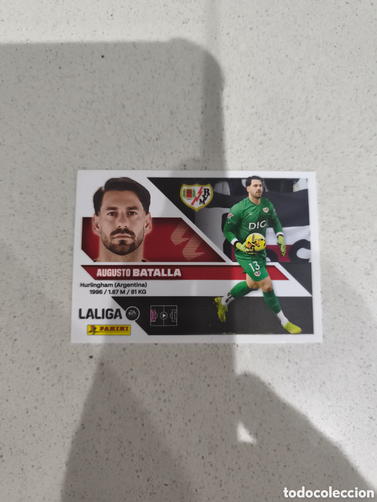 Figurine di Calcio: CROMO N&Uacute;MERO 3 BATALLA RAYO VALLECANO. LIGA ESTE 26/27. PANINI.