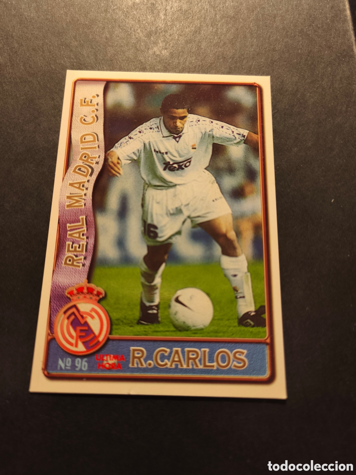 Football Stickers: 96 ROBERTO CARLOS Rookie REAL MADRID MUNDICROMO 1996 1997 ULTIMA HORA