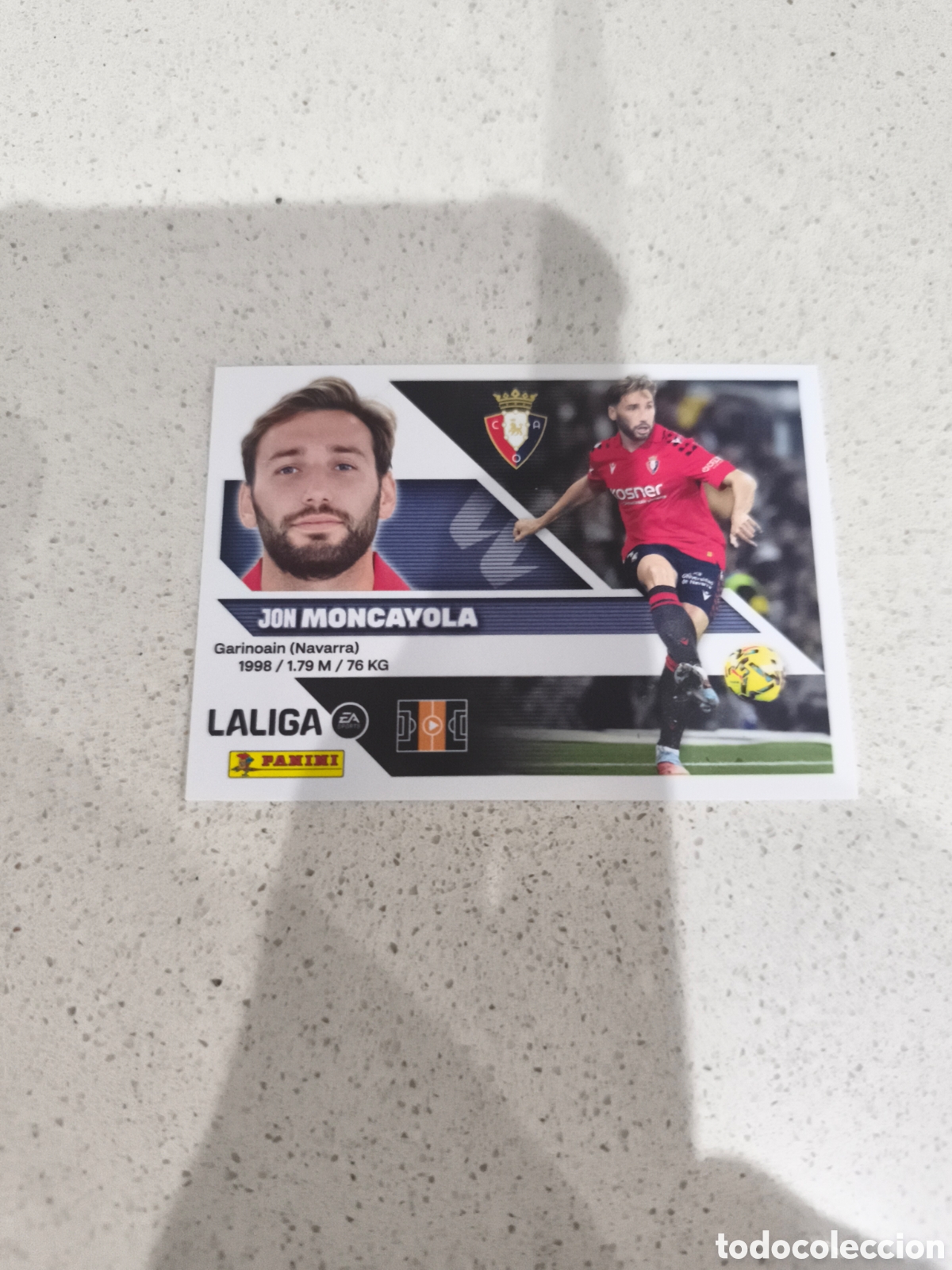 Cromos de f&uacute;tbol: CROMO N&Uacute;MERO 12 MONCAYOLA OSASUNA. LIGA ESTE 26/27. PANINI.