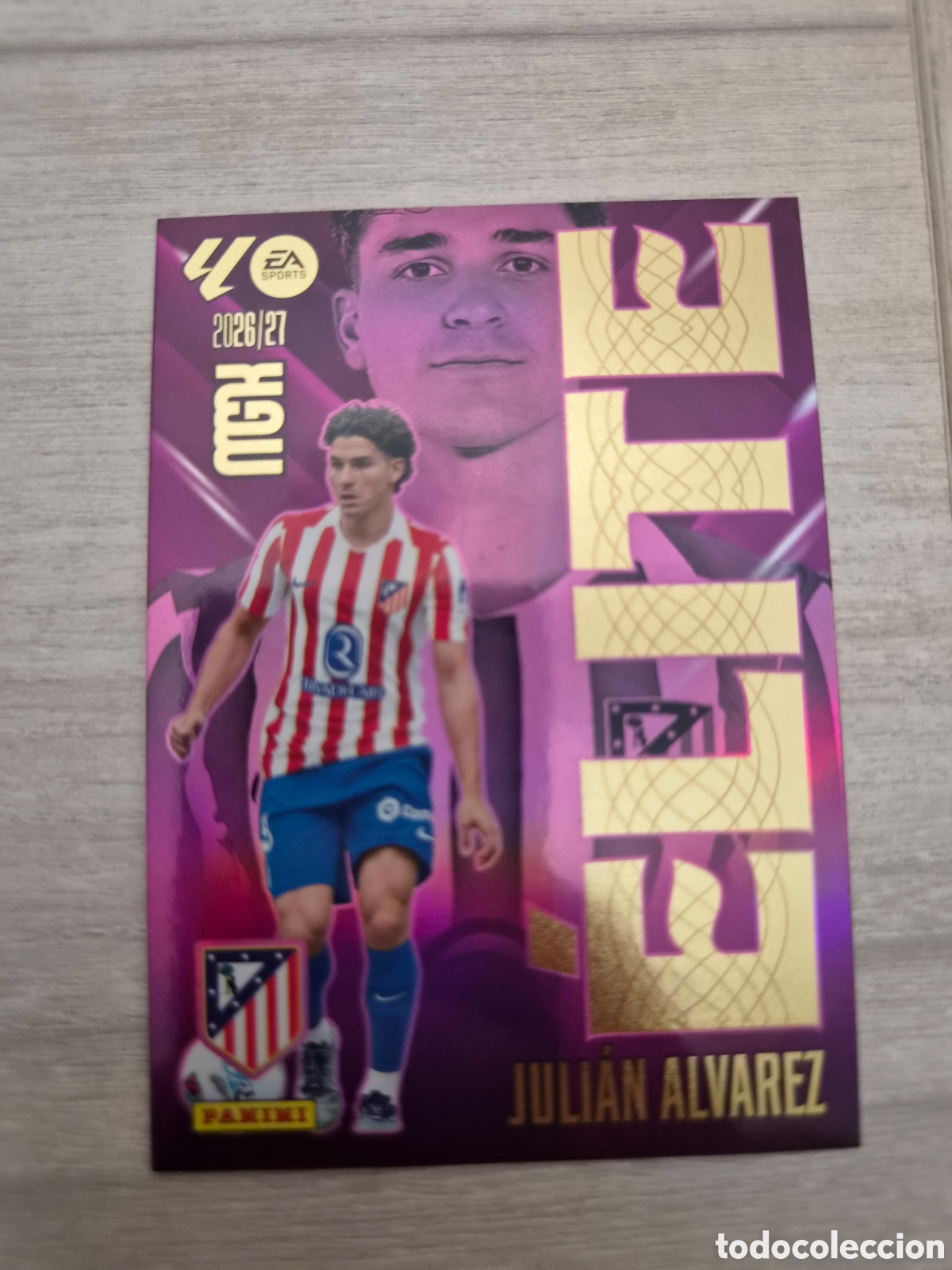 Cartes &agrave; collectionner de Football: N&deg;8 Elite Juli&aacute;n &Aacute;lvarez Megacracks 26/27