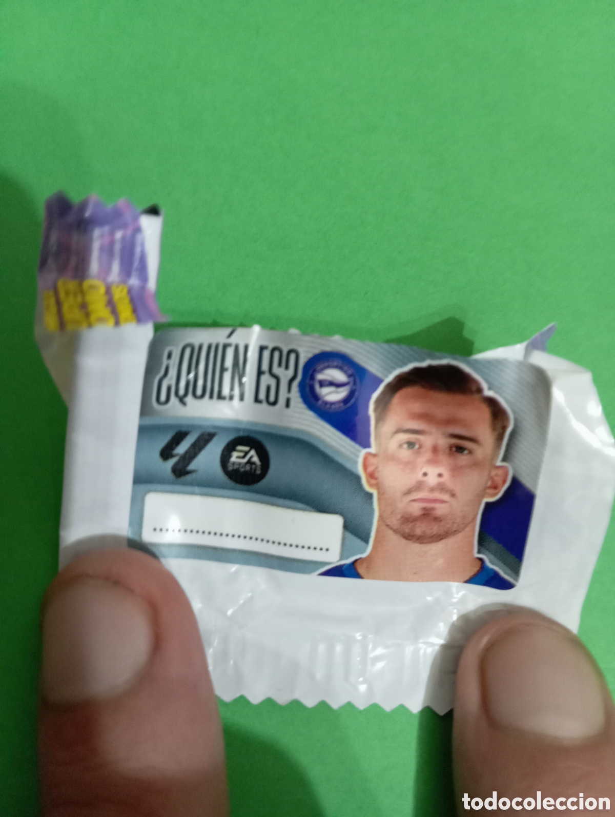 Cromos de f&uacute;tbol: Alav&eacute;s &iquest;QUI&Eacute;N ES? / PANINI LIGA ESTE CHICLE LIGA 2026/2027