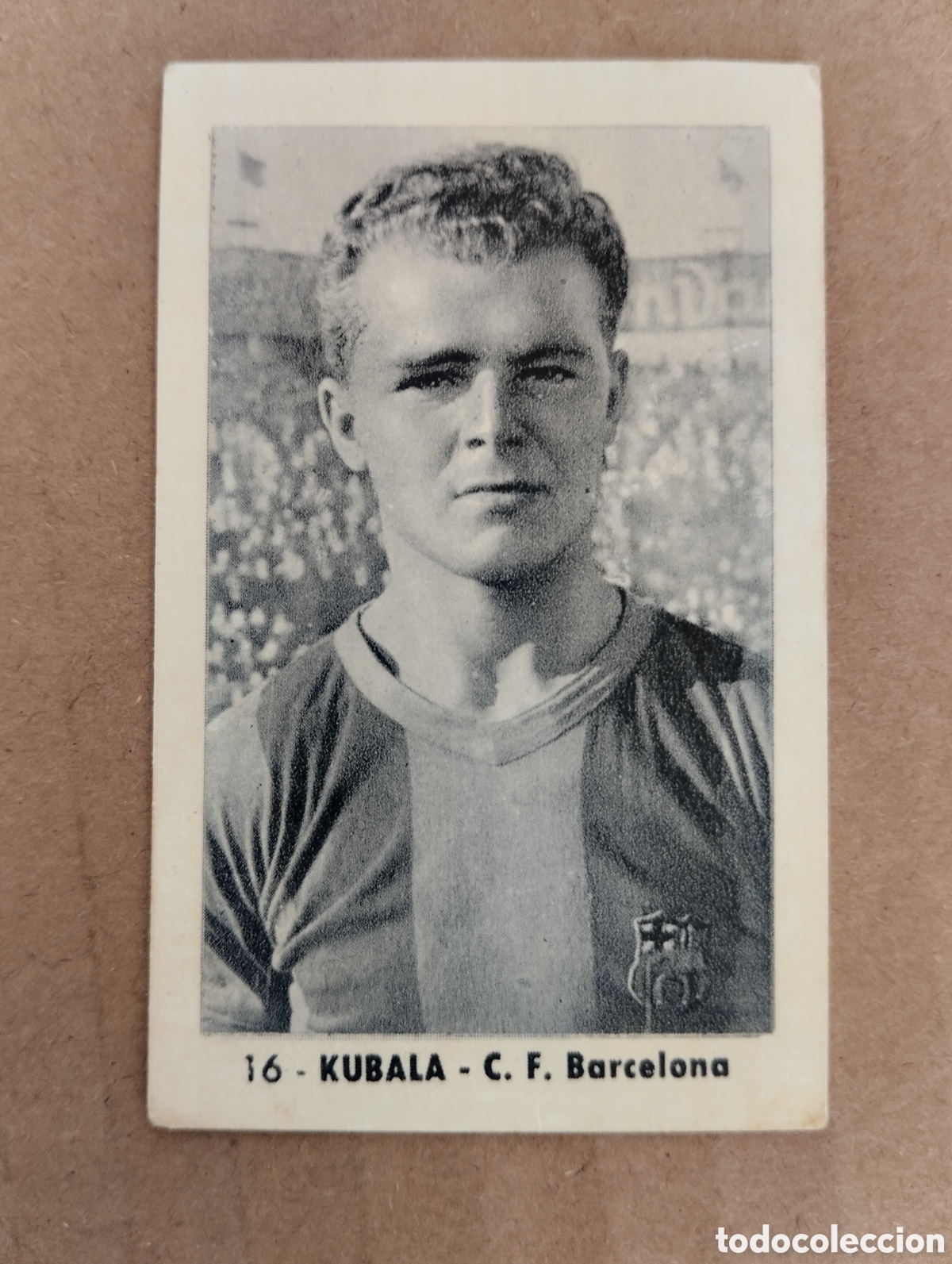 Football Stickers: Cromo 16 Kubala C.F. Barcelona, Campeonatos Nacionales F&uacute;tbol Liga 1952 1953, Ruiz Romero. Sin pegar