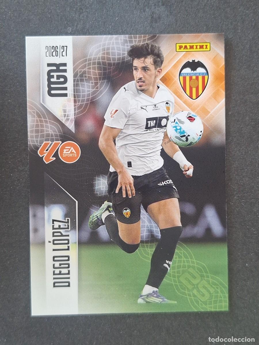 Cromos de f&uacute;tbol: L1 DIEGO LOPEZ VALENCIA C. F. 359 PANINI MEGACRACKS 2026 2027 26 27