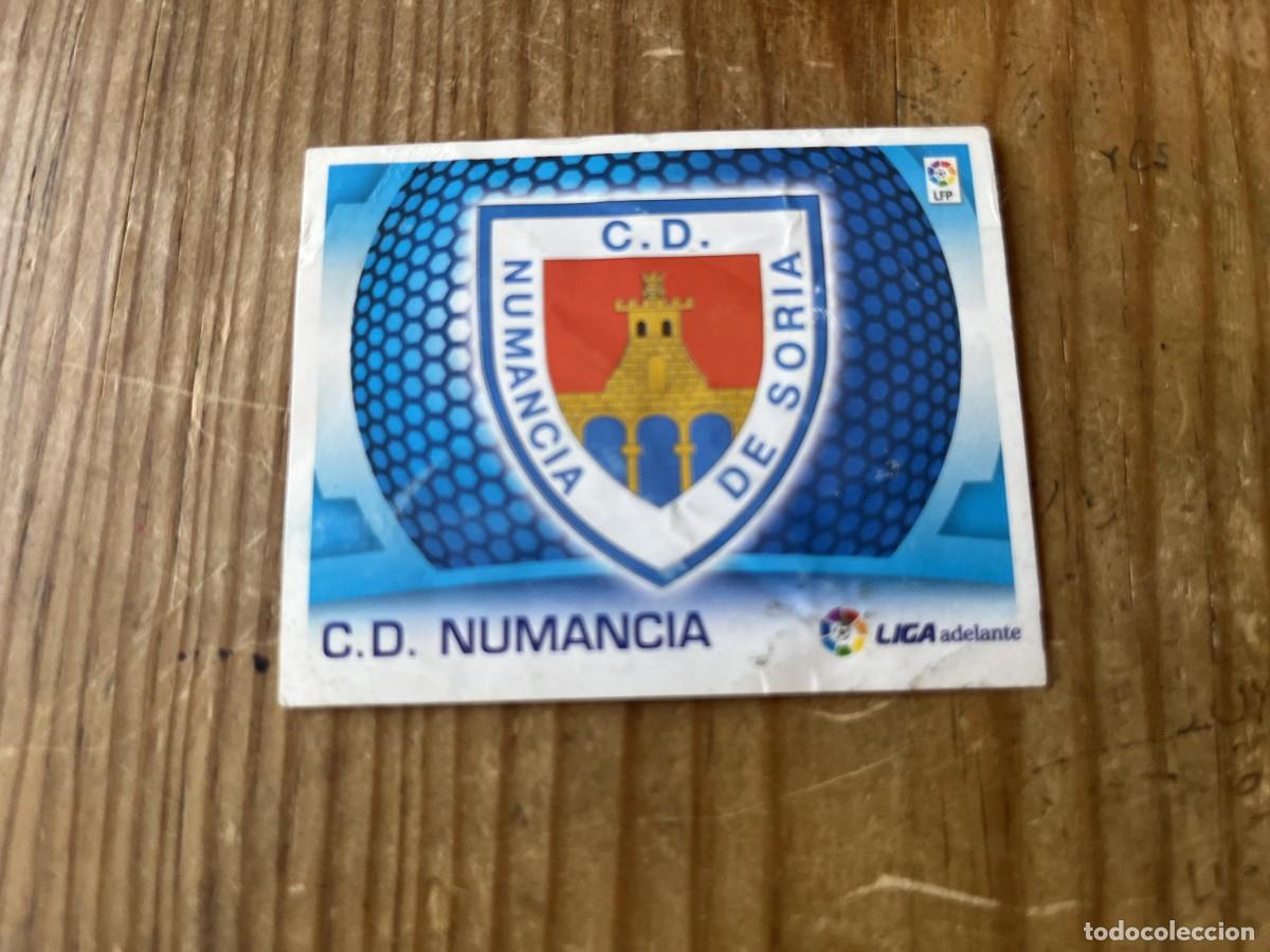 Cromos de f&uacute;tbol: CROMO SIN PEGAR NUNCA PEGADO ALBUM LIGA ESTE 09 10 2009 2010 NUMANCIA ESCUDO