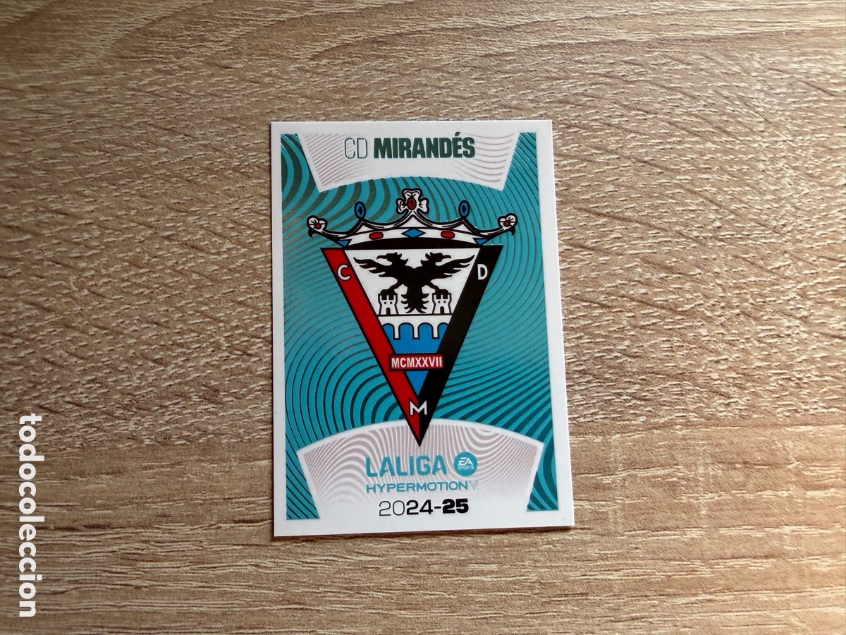 Figurine di Calcio: 17 ESCUDO CD MIRAND&Eacute;S LALIGA HYPERMOTION COLECCI&Oacute;N LIGA ESTE EDICIONES ESTE 2024 2025 24 25 PANINI