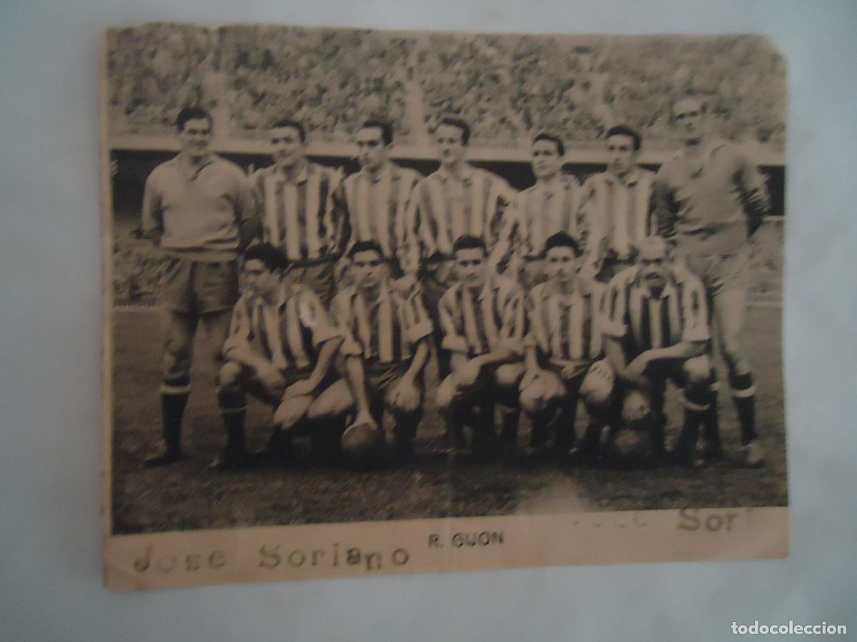Fu&szlig;ball-Sticker: CROMO DEL R. GIJON. ANTIGUO