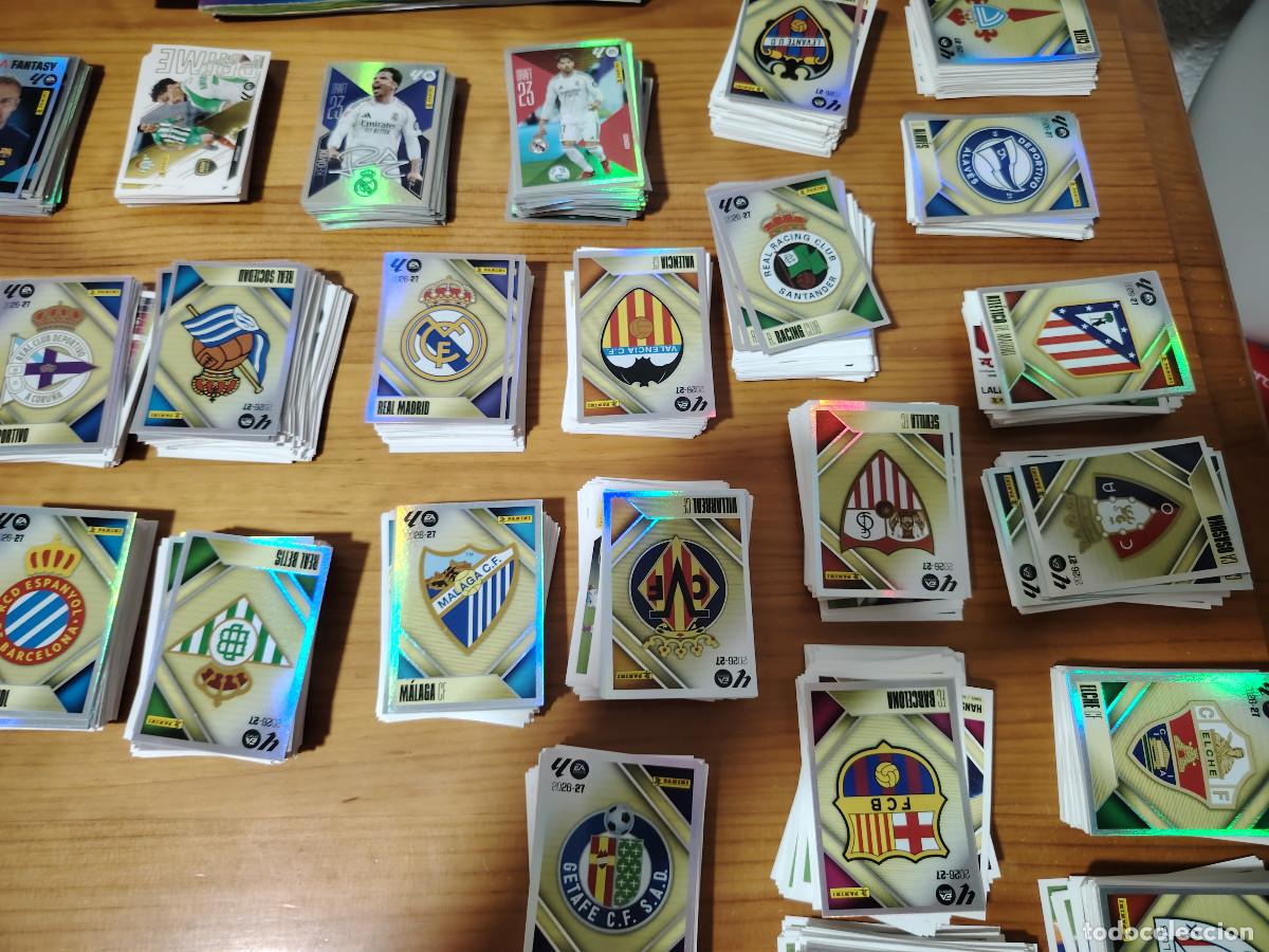 Cromos de f&uacute;tbol: Lote de 400 cromos sin repetidos Liga Este Panini 2026 2027 con fichajes