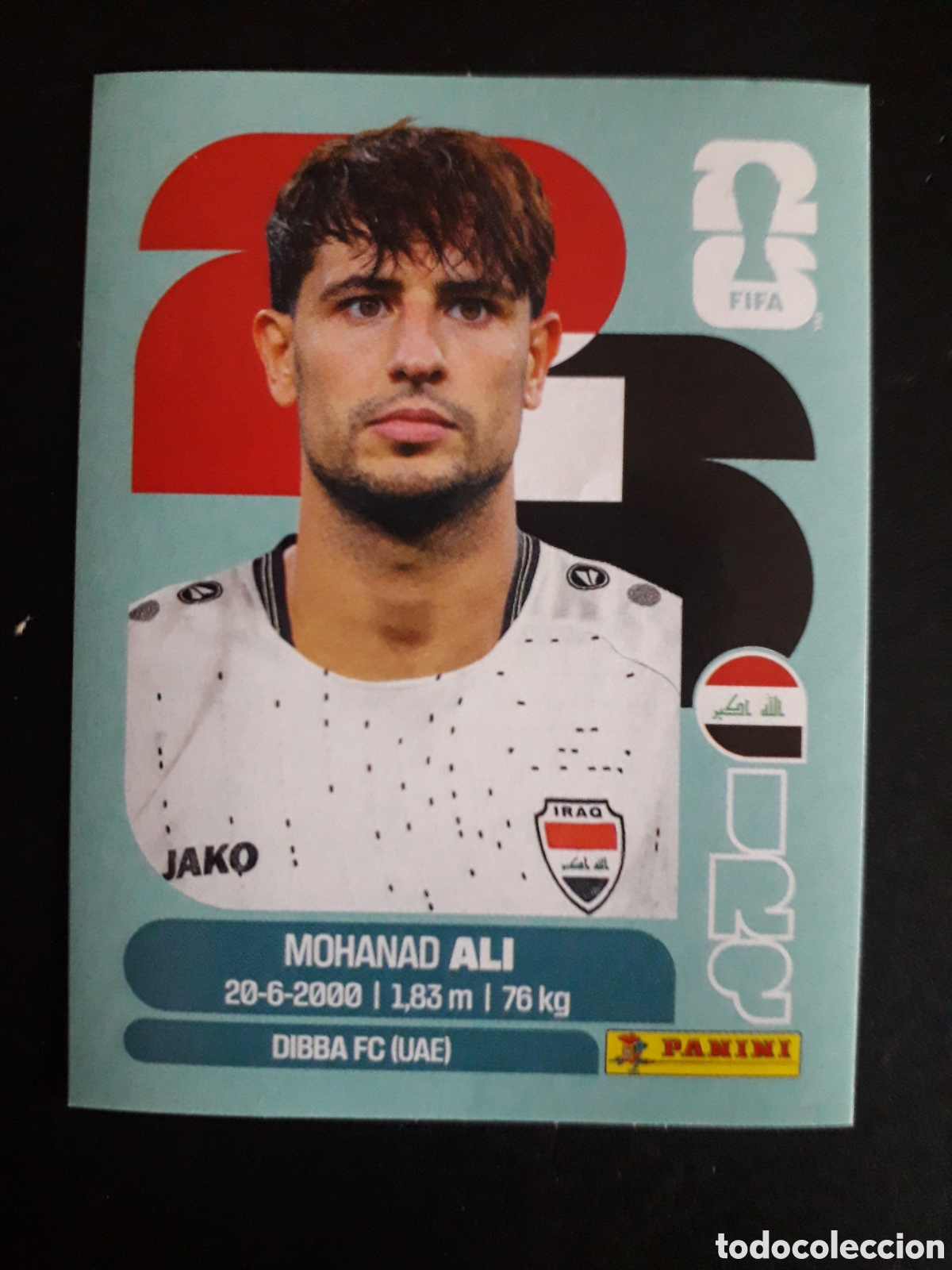 Cromos de f&uacute;tbol: MOHANAD ALI IRAQ IRQ 20 MUNDIAL F&Uacute;TBOL 2026 FIFA WORLD CUP PANINI SIN PEGAR PEDIDO M&Iacute;NIMO 3&euro;.