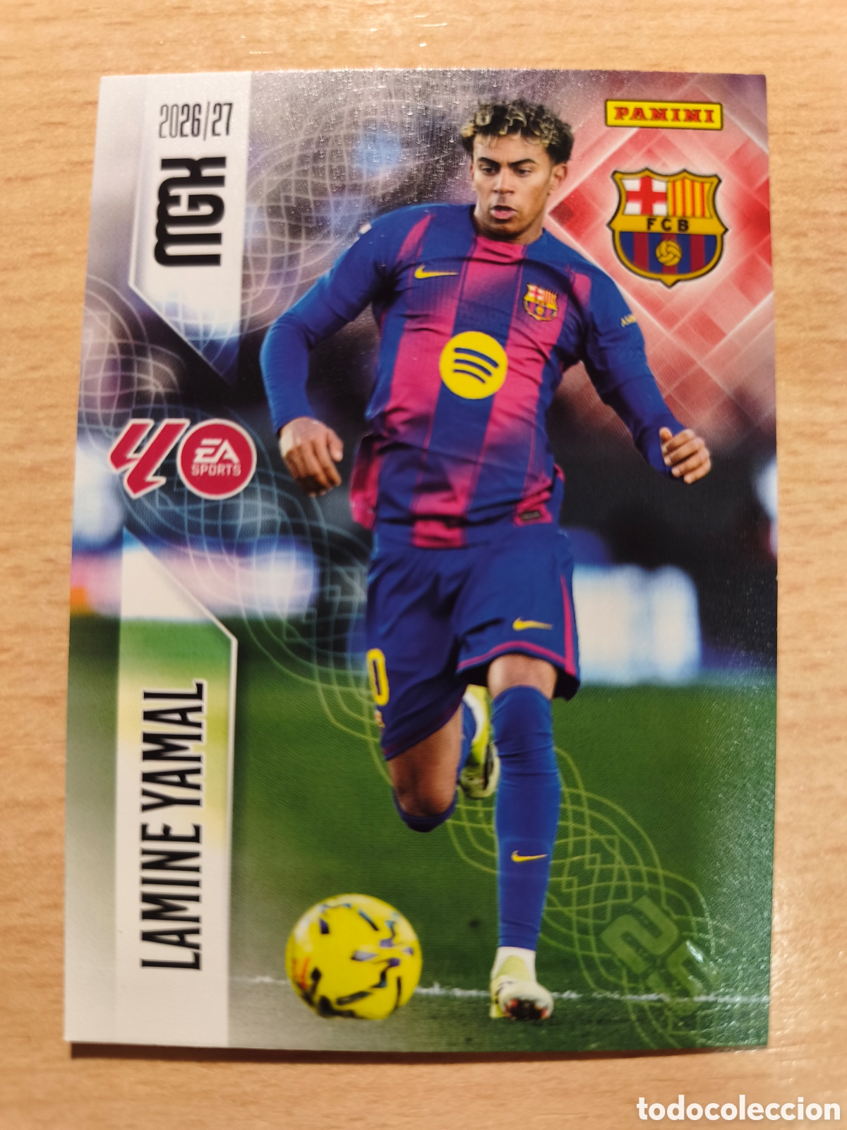 Figurine di Calcio: 89 LAMINE YAMAL MEGACRACKS FC BARCELONA 2025 2026 PANINI MGK 25 26