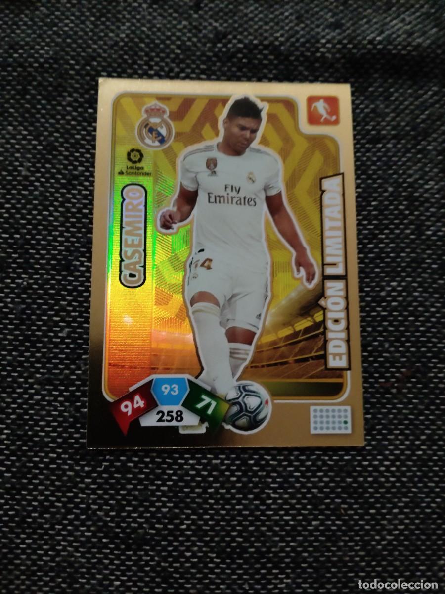 Cromos de f&uacute;tbol: Casemiro edici&oacute;n limitada real Madrid Adrenalyn 2019-20