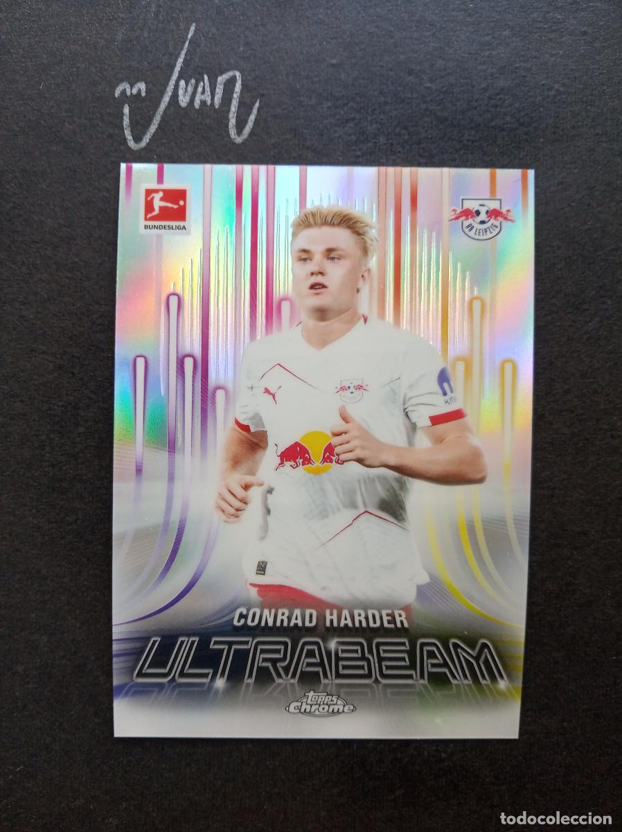 Figurine di Calcio: UB 17 ULTRABEAM CONRAD HARDER RB LEIPZIG DINAMARCA ⚽ TOPPS &reg; CHROME BUNDESLIGA 2025 2026 25 26 NUEVO