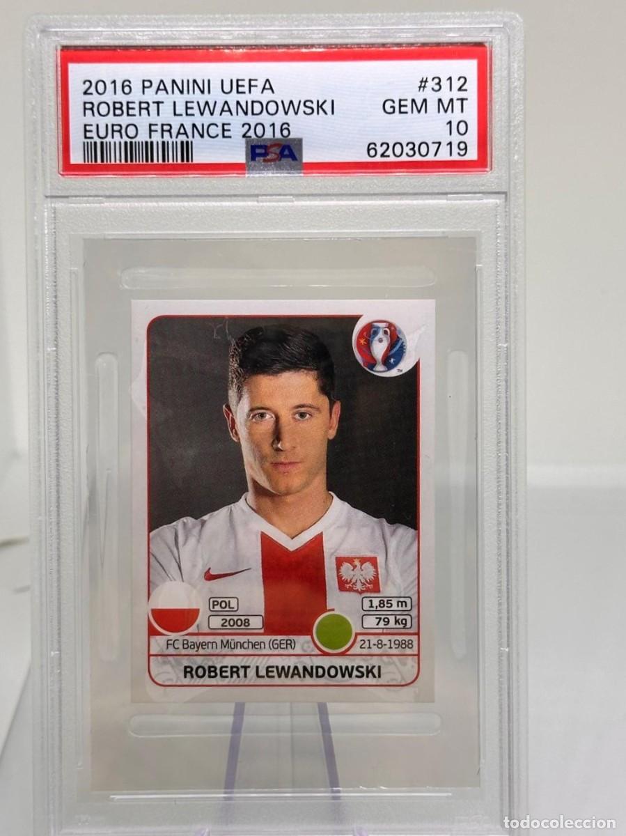 Cromos de f&uacute;tbol: Lewandowski #312 Bayern Munich Panini Euro France 2016 PSA 10