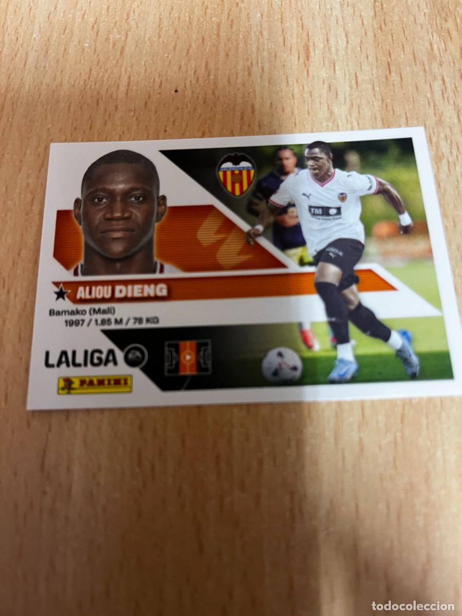 Cromos de f&uacute;tbol: LIGA ESTE 2026 2027 26 27 PANINI N&ordm; 16BIS 16 BIS DIENG VALENCIA COLOCA FICHAJE
