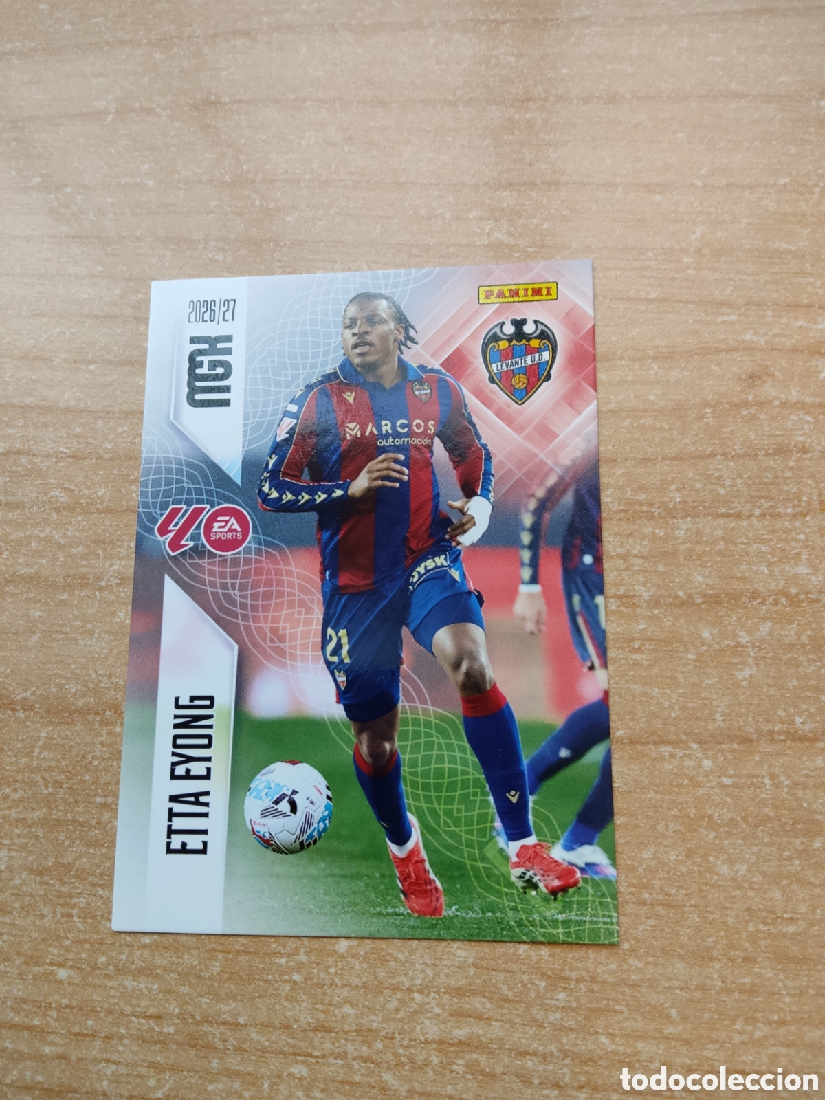 Cromos de f&uacute;tbol: 216 ETTA EYONG LEVANTE MEGACRACKS 2026 2027