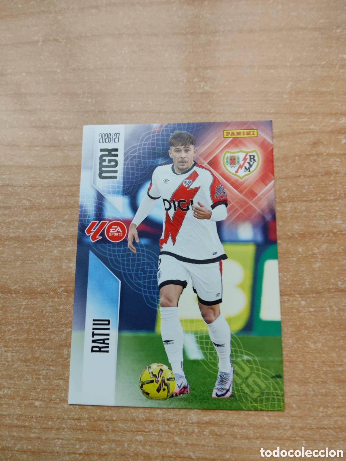 Cartes &agrave; collectionner de Football: 292 RATIU RAYO VALLECANO MEGACRACKS 2026 2027